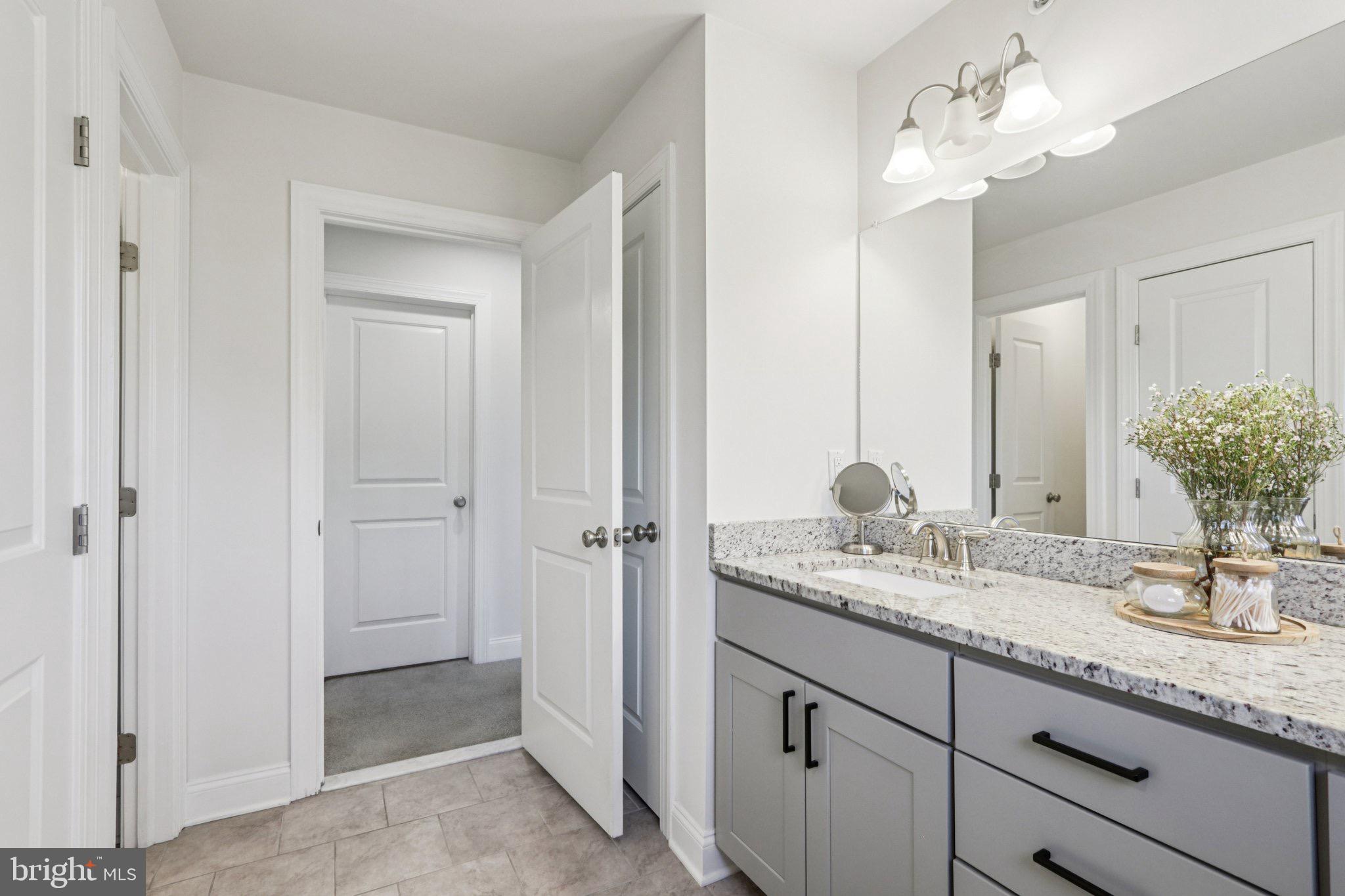 BROOKFIELD - Residential