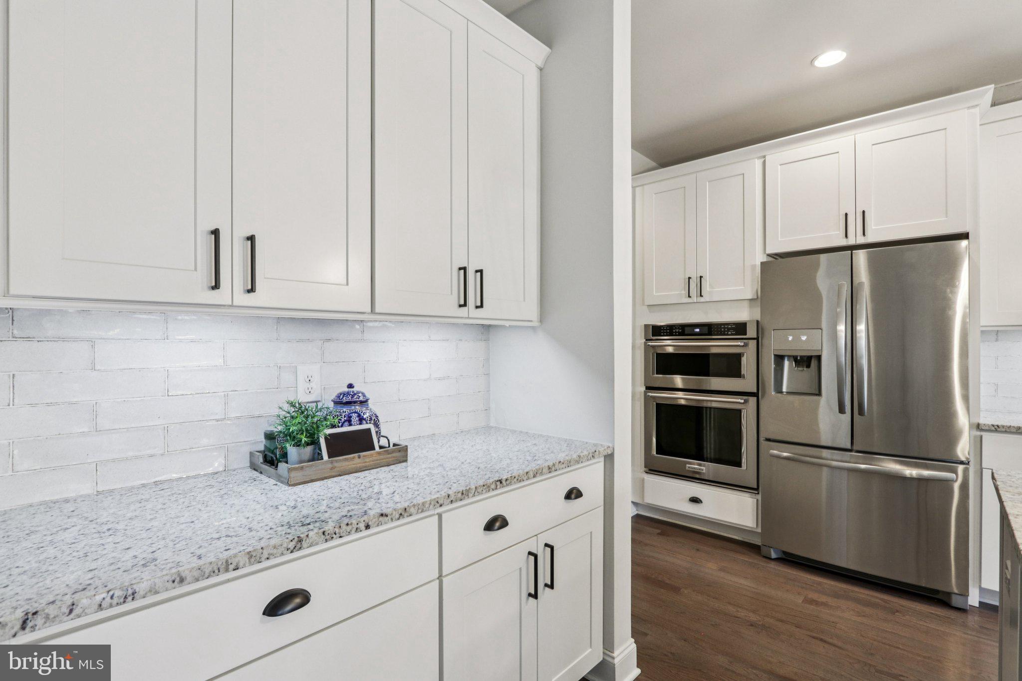 BROOKFIELD - Residential