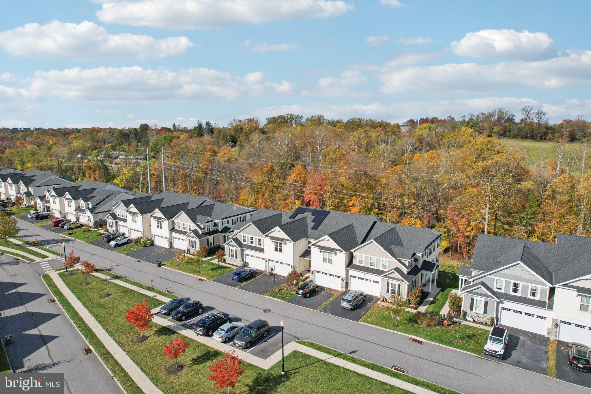 BROOKFIELD - Residential