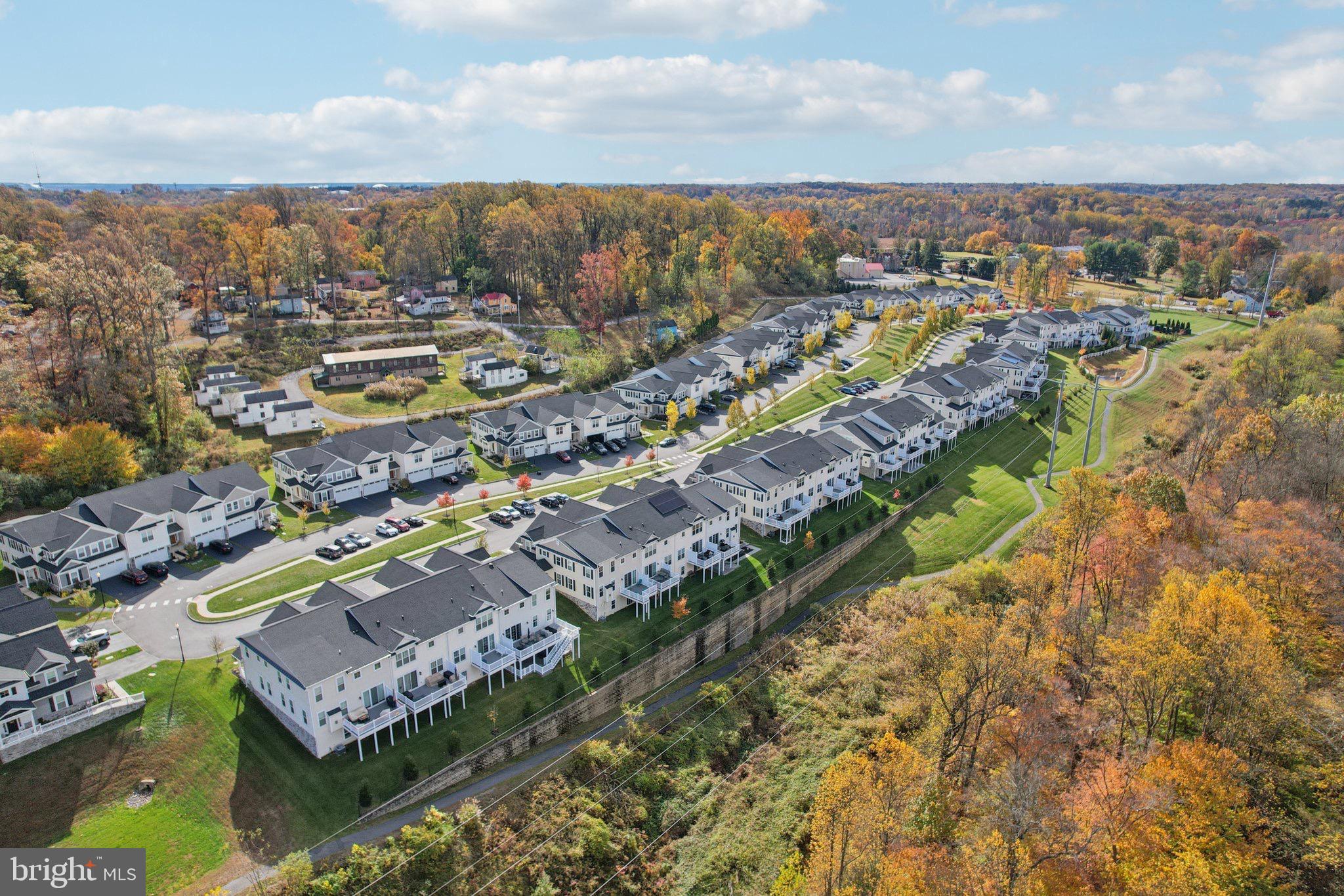 BROOKFIELD - Residential