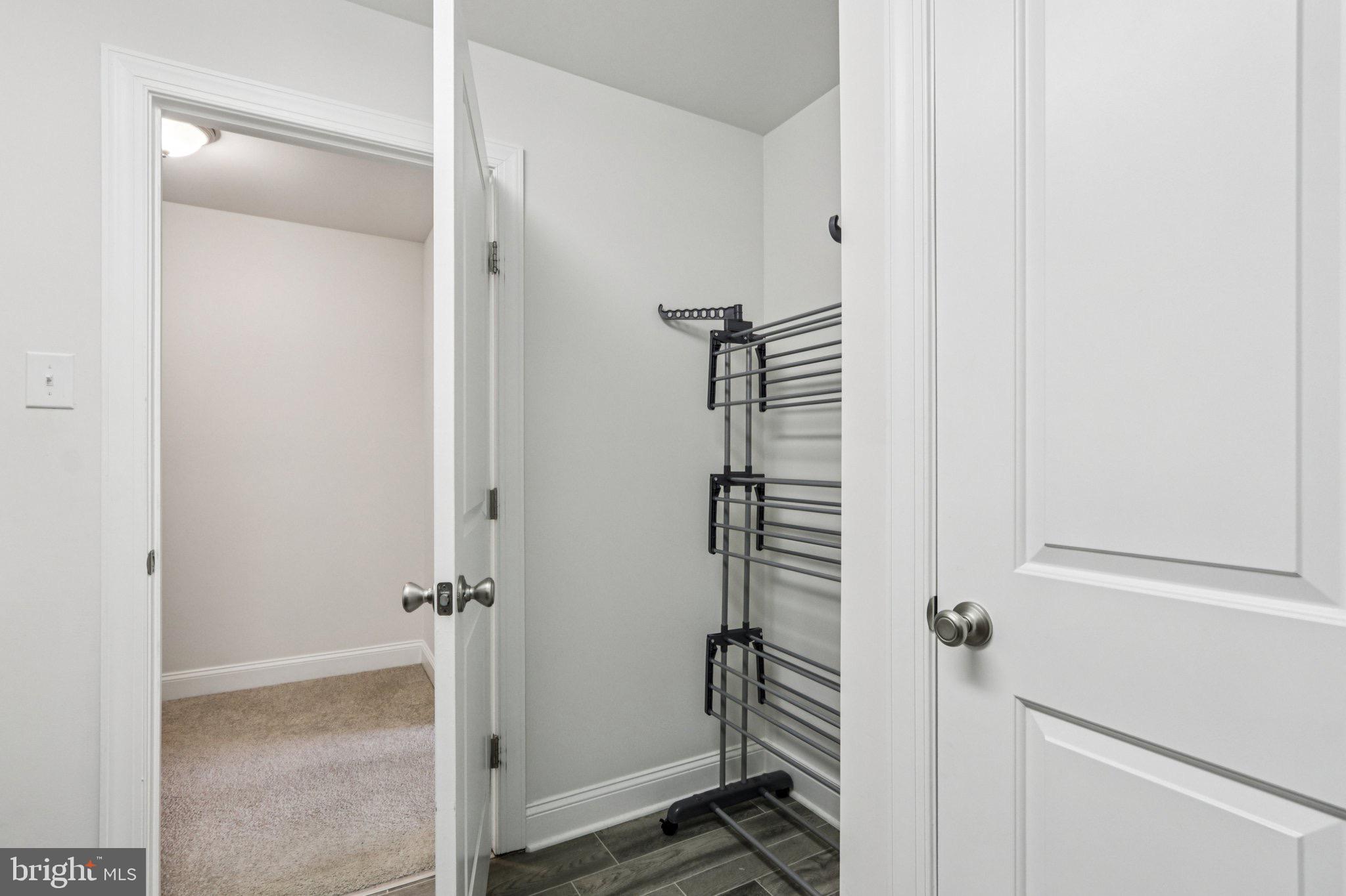 BROOKFIELD - Residential