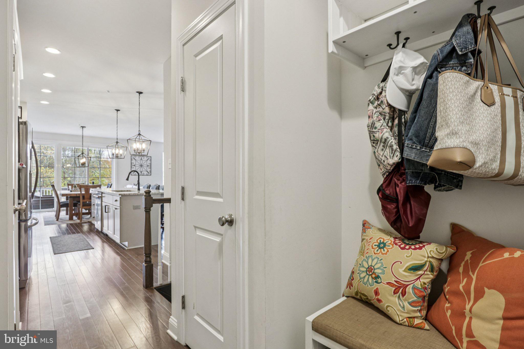 BROOKFIELD - Residential