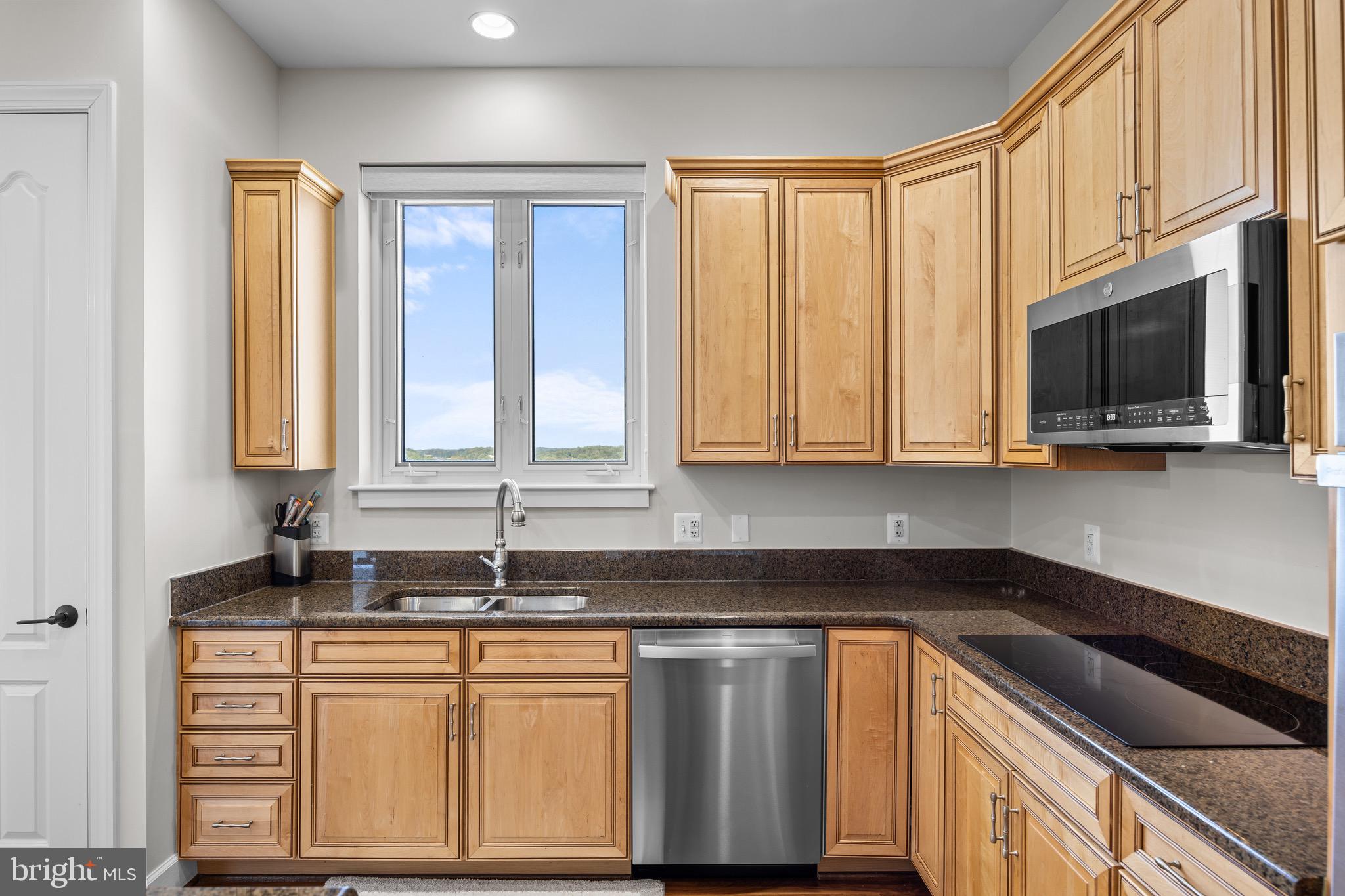 GRANDVIEW AT ANNAPOLIS TOWNE CENTRE - Residential