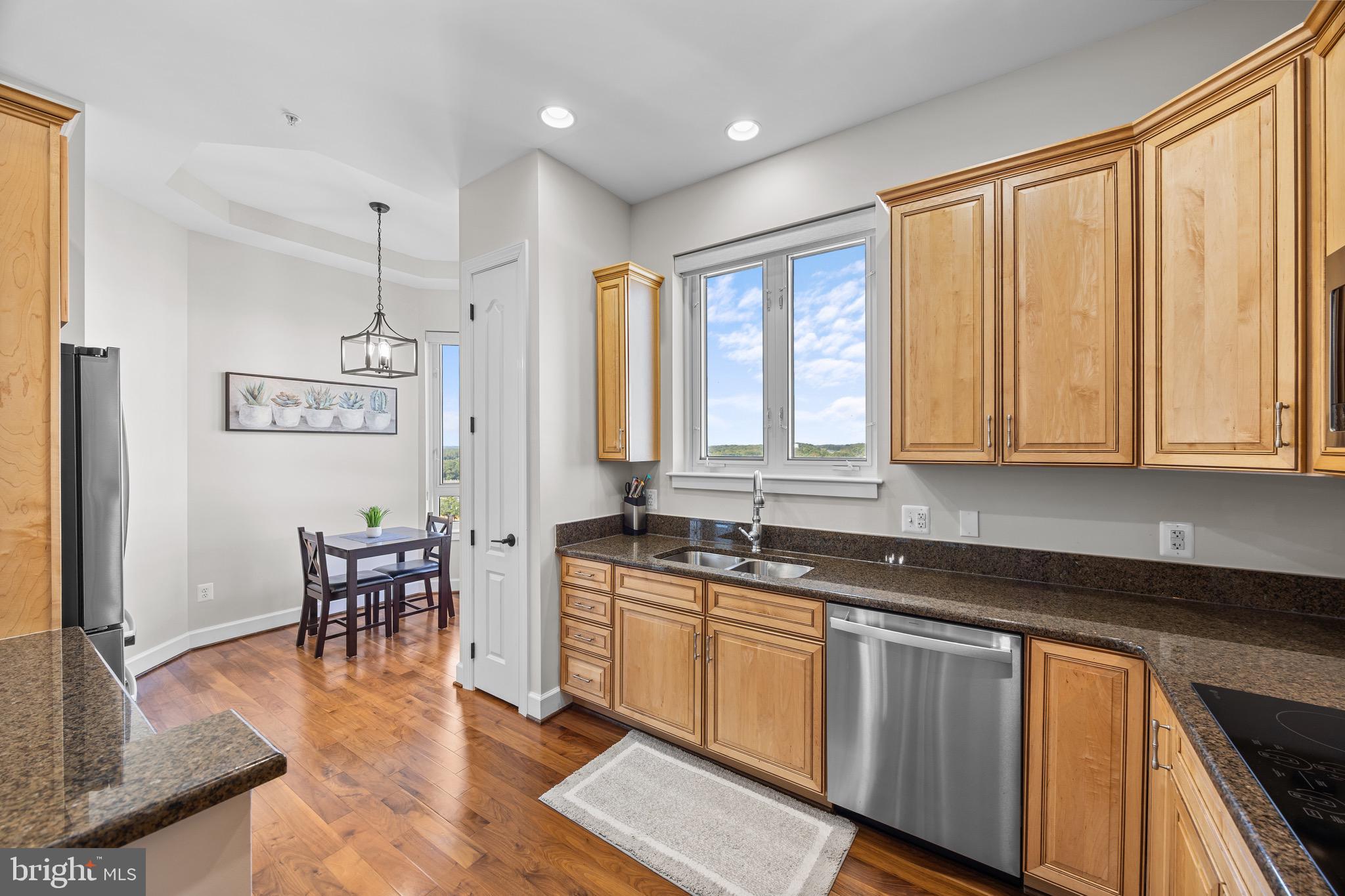 GRANDVIEW AT ANNAPOLIS TOWNE CENTRE - Residential