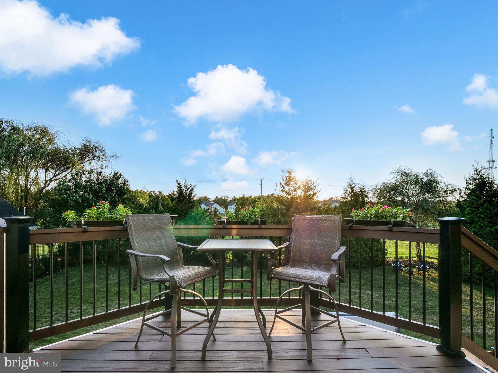 VILLAGE OF WAXPOOL - Residential