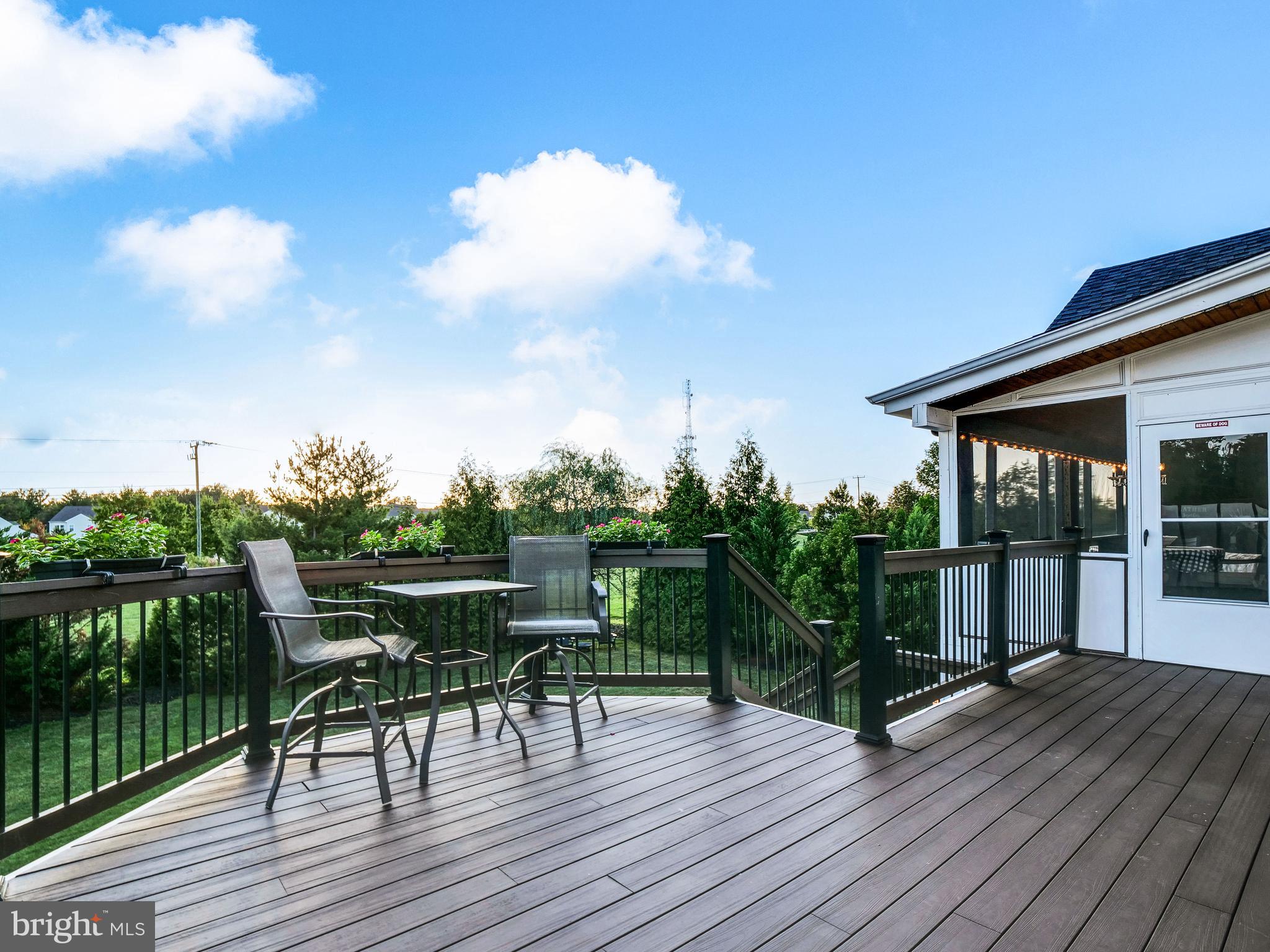 VILLAGE OF WAXPOOL - Residential