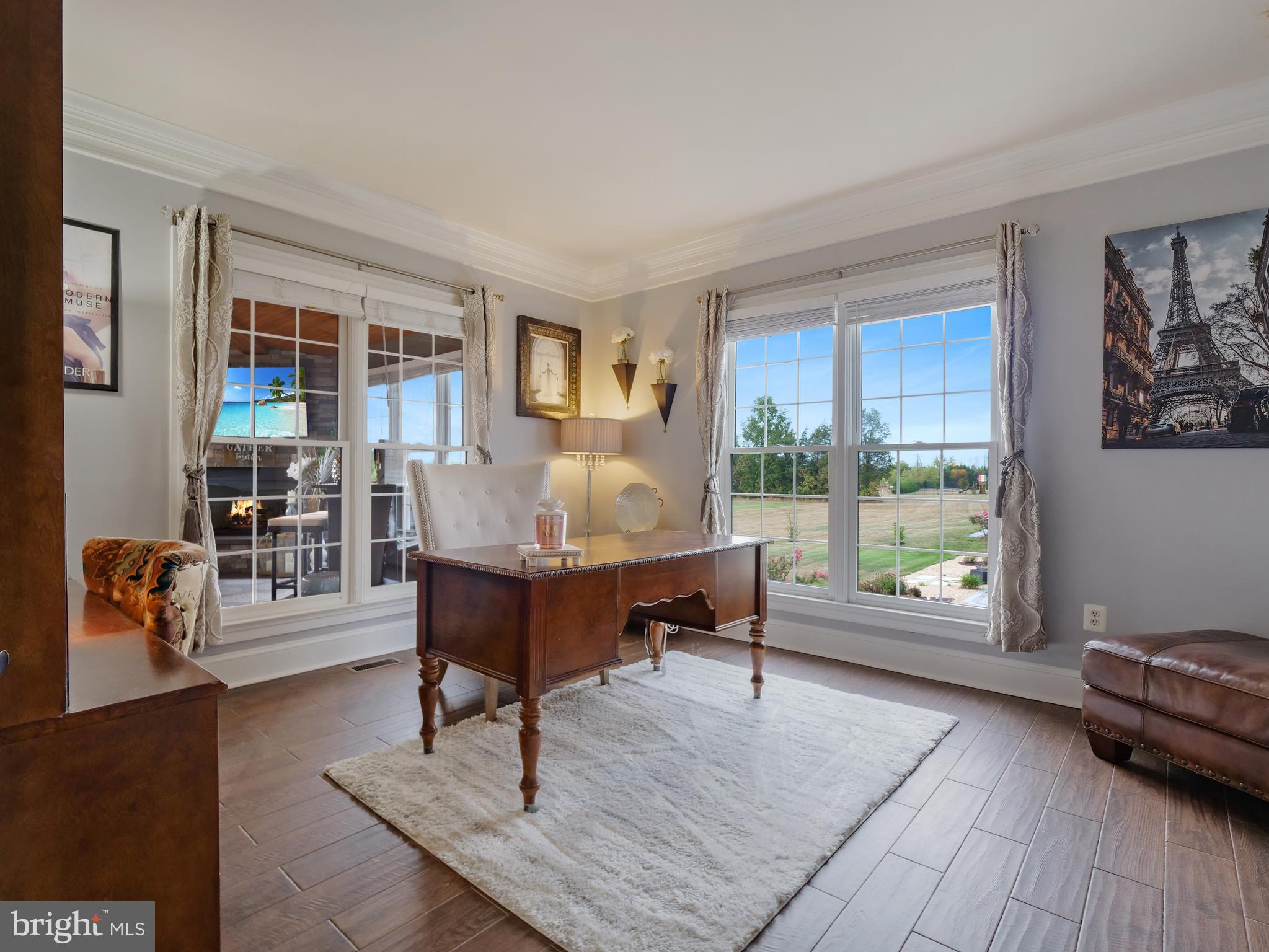 VILLAGE OF WAXPOOL - Residential