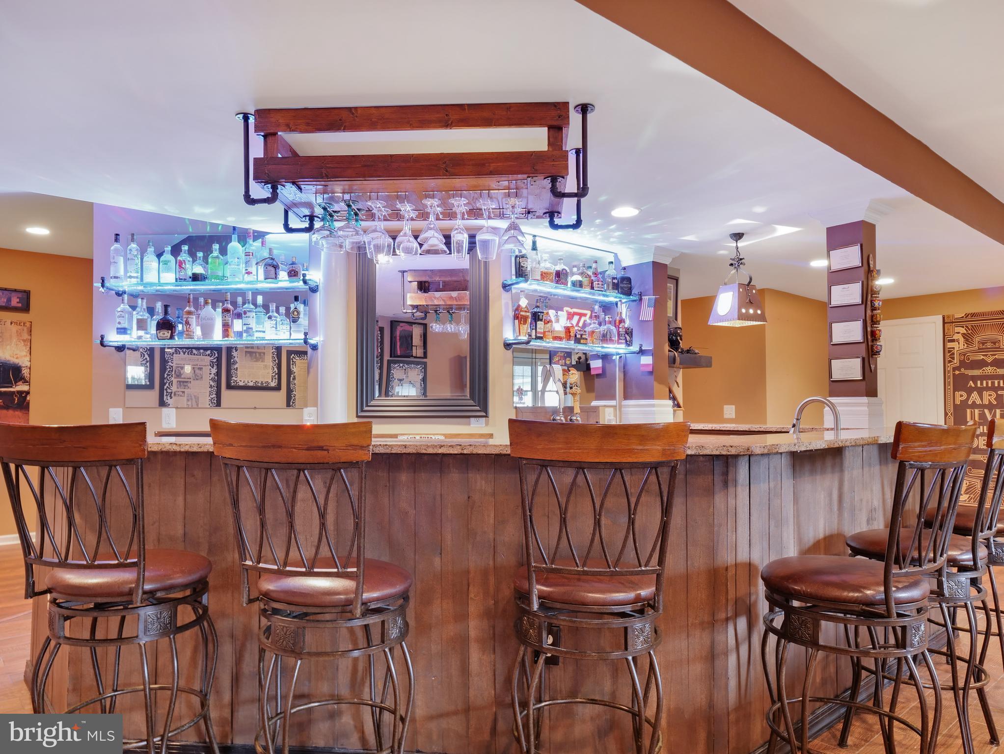 VILLAGE OF WAXPOOL - Residential