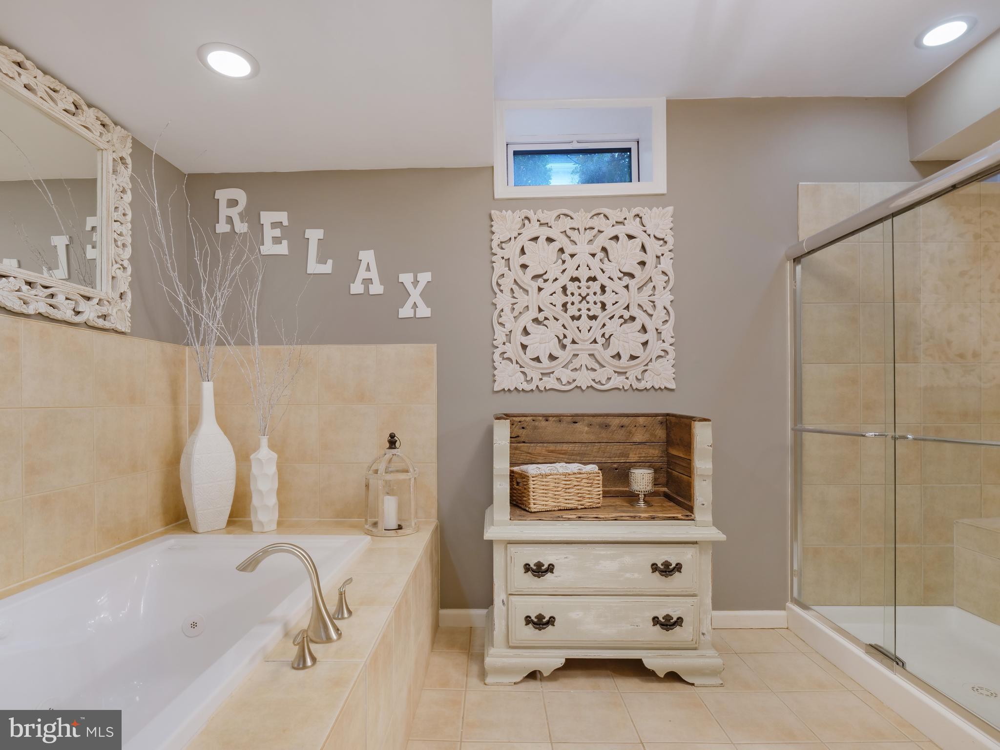 VILLAGE OF WAXPOOL - Residential