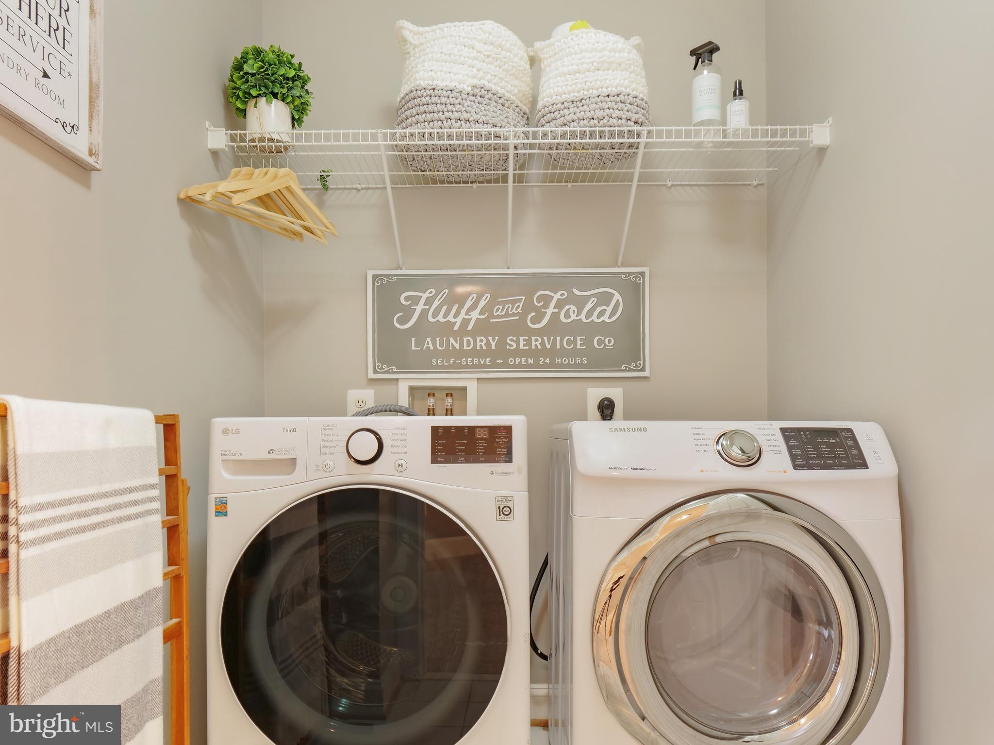 VILLAGE OF WAXPOOL - Residential