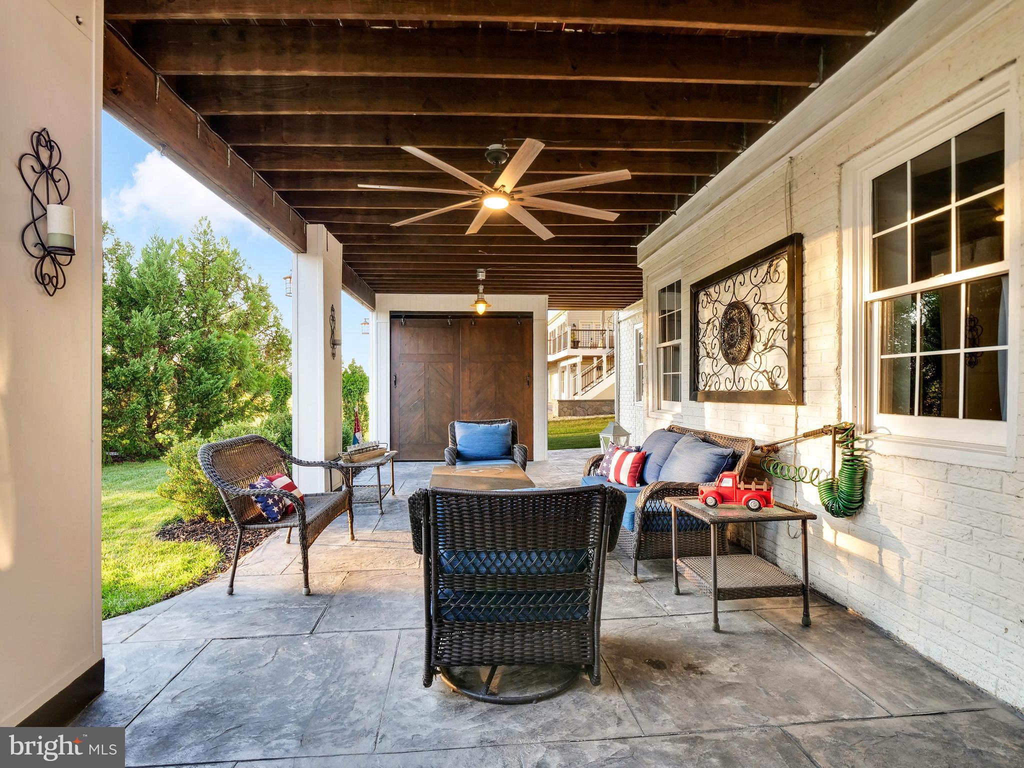 VILLAGE OF WAXPOOL - Residential