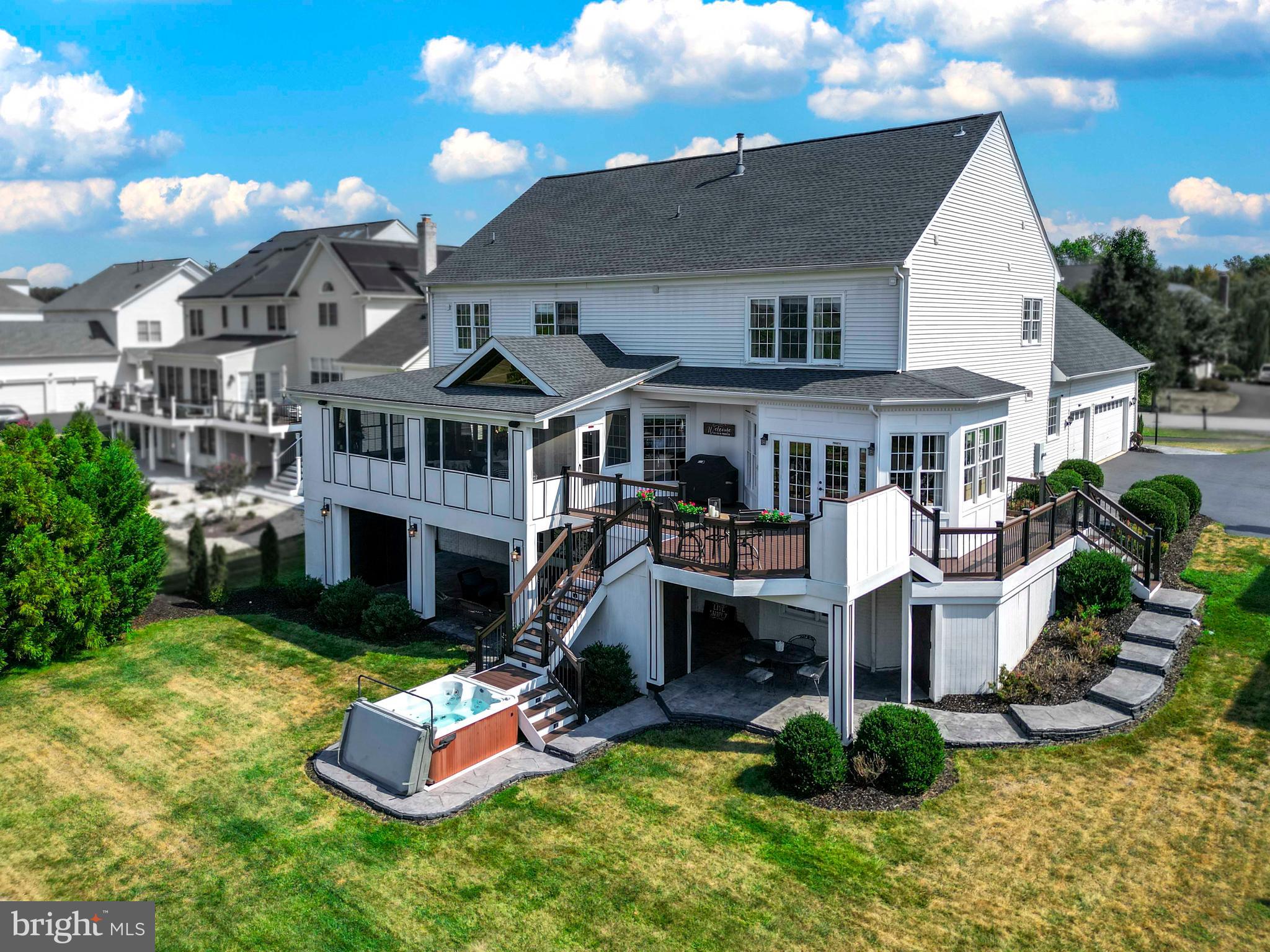 VILLAGE OF WAXPOOL - Residential