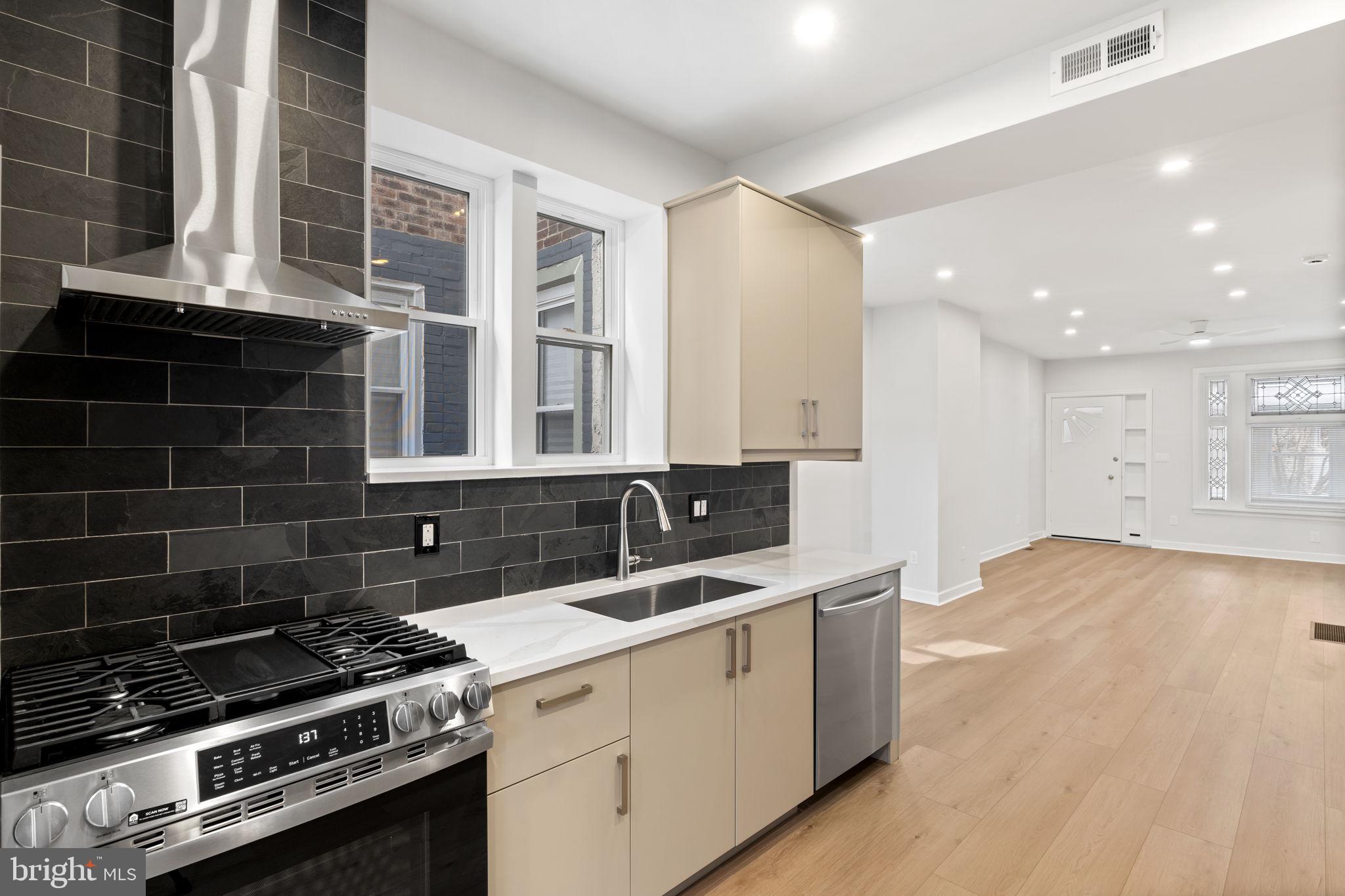 CEDAR PARK - Residential