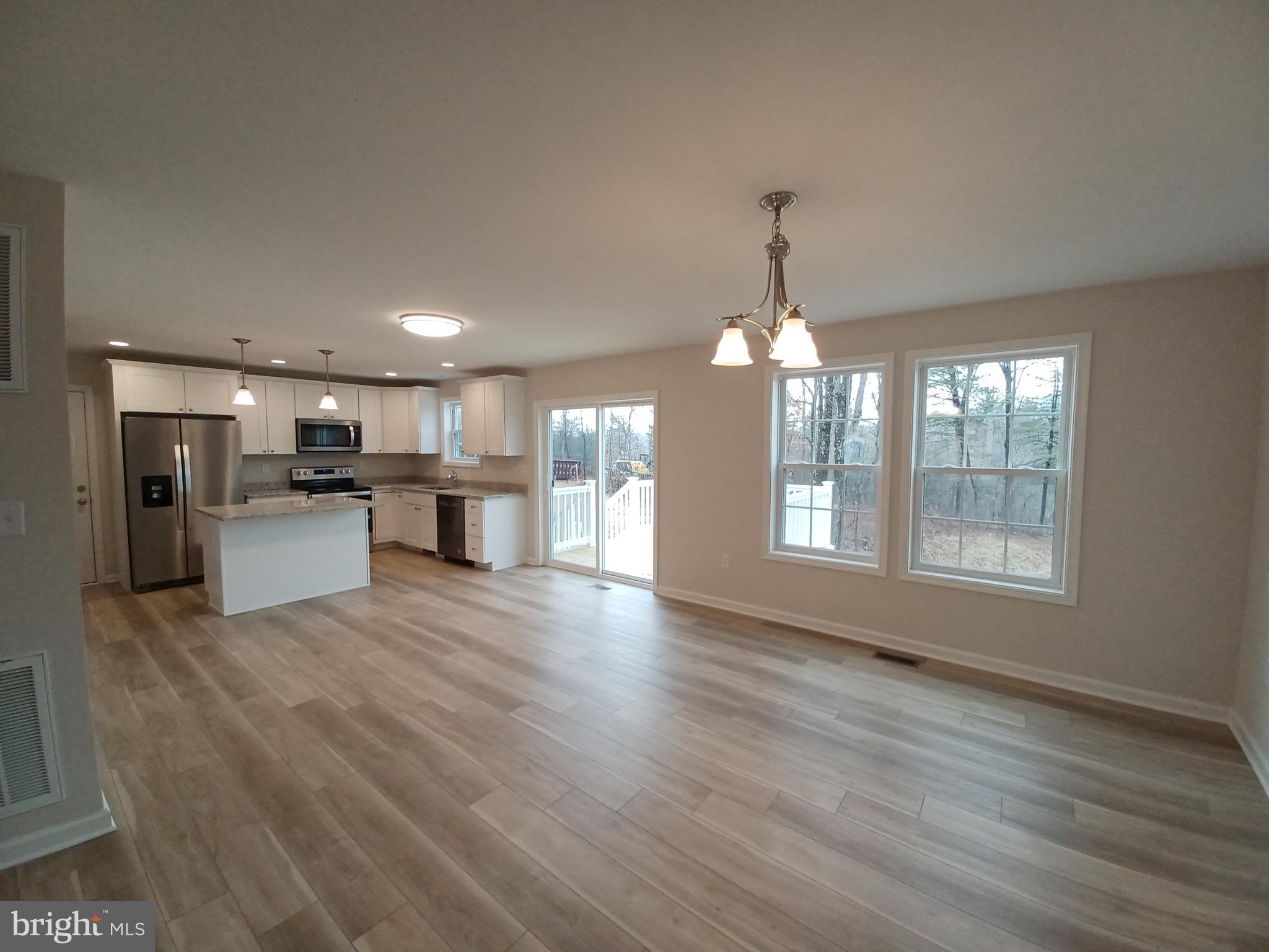 PRENTISS POINT - Residential