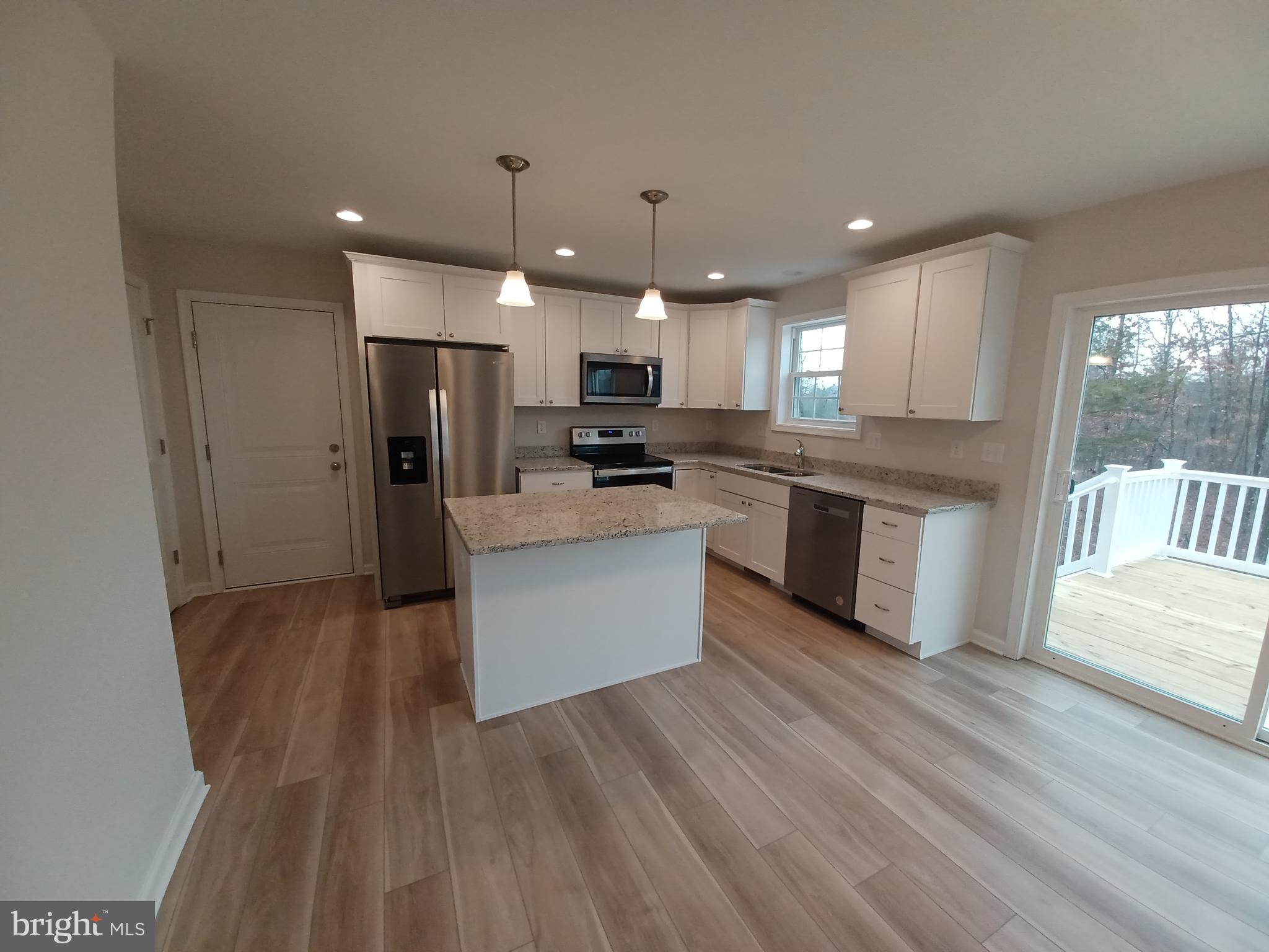 PRENTISS POINT - Residential