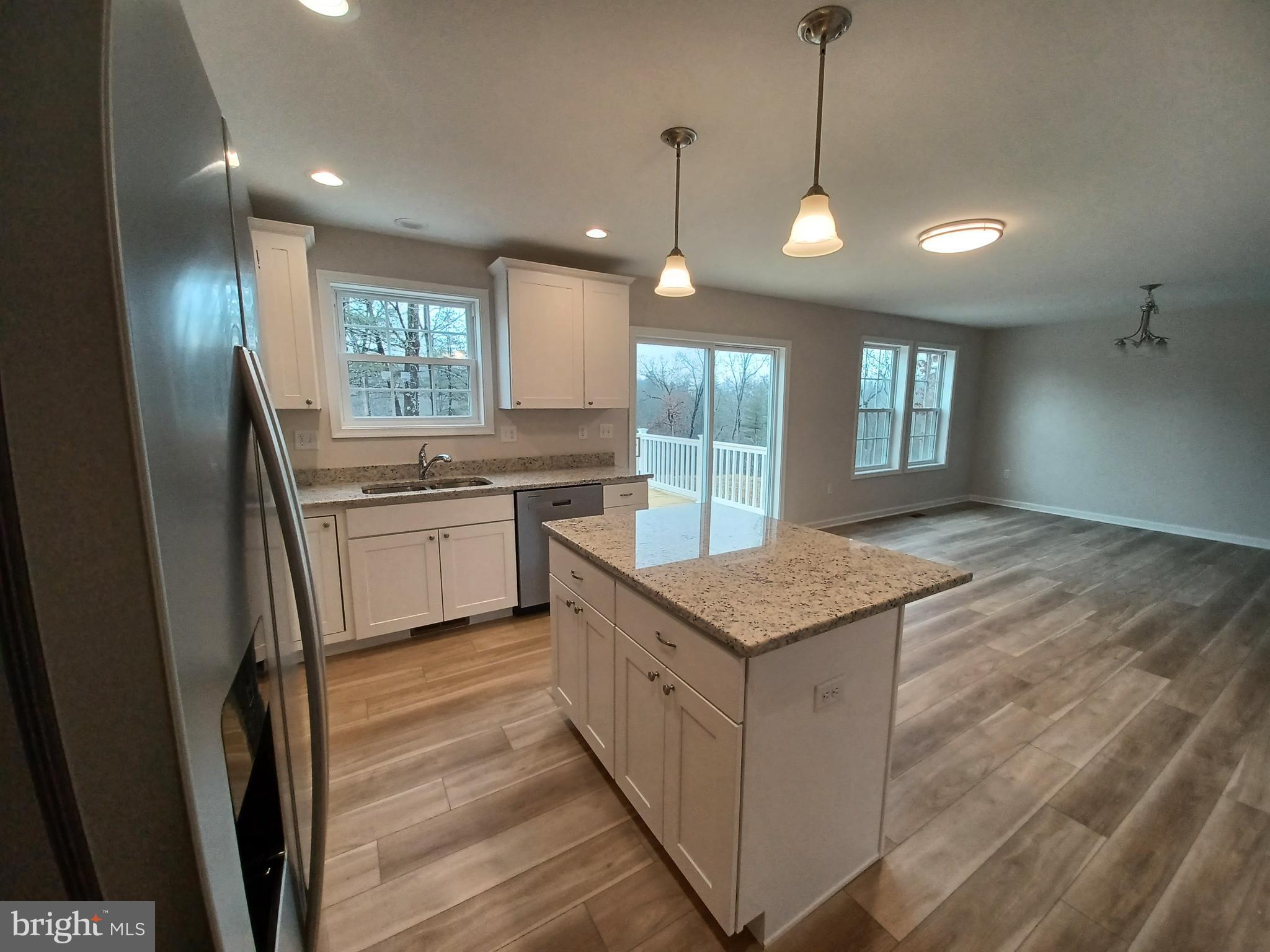 PRENTISS POINT - Residential