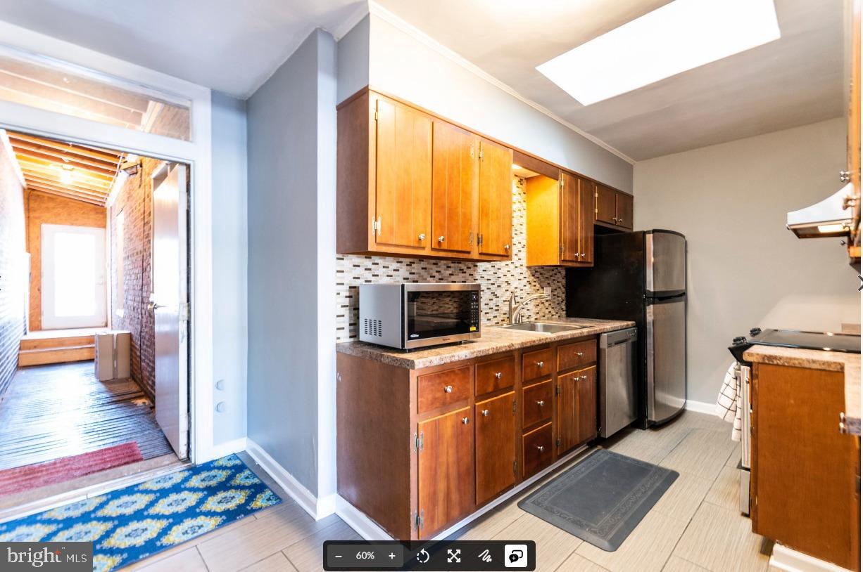 CHESTNUT HILL - Residential Lease