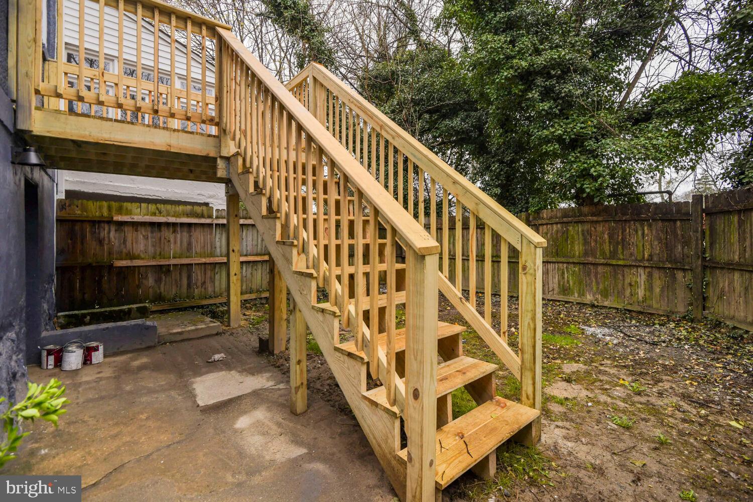 LAURAVILLE HISTORIC DISTRICT - Residential