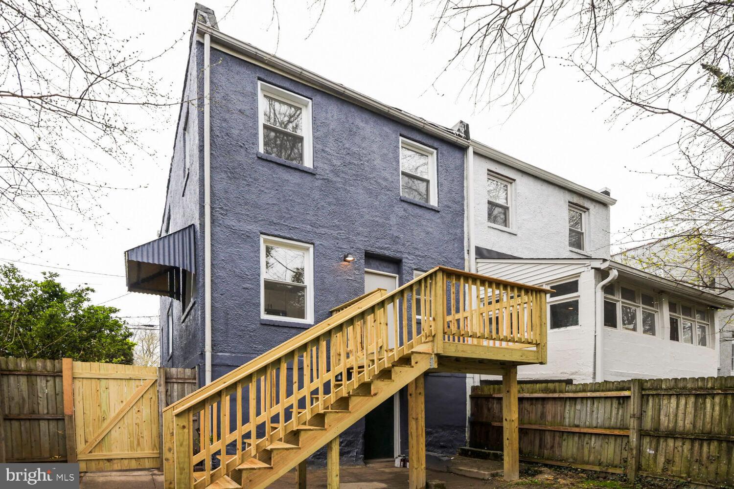 LAURAVILLE HISTORIC DISTRICT - Residential