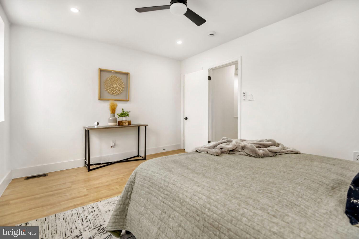 LAURAVILLE HISTORIC DISTRICT - Residential