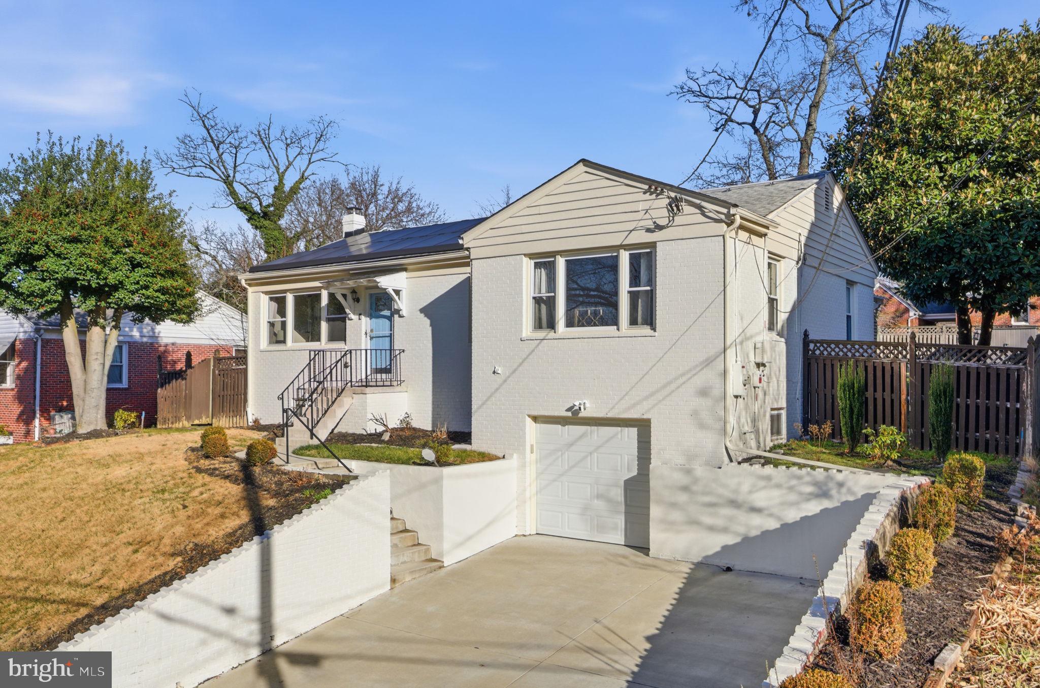 FOREST HEIGHTS - Residential