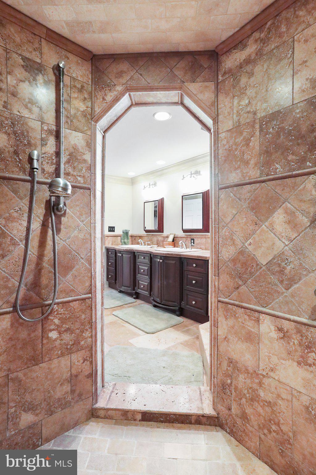 ORCHARD ON THE POTOMAC - Residential