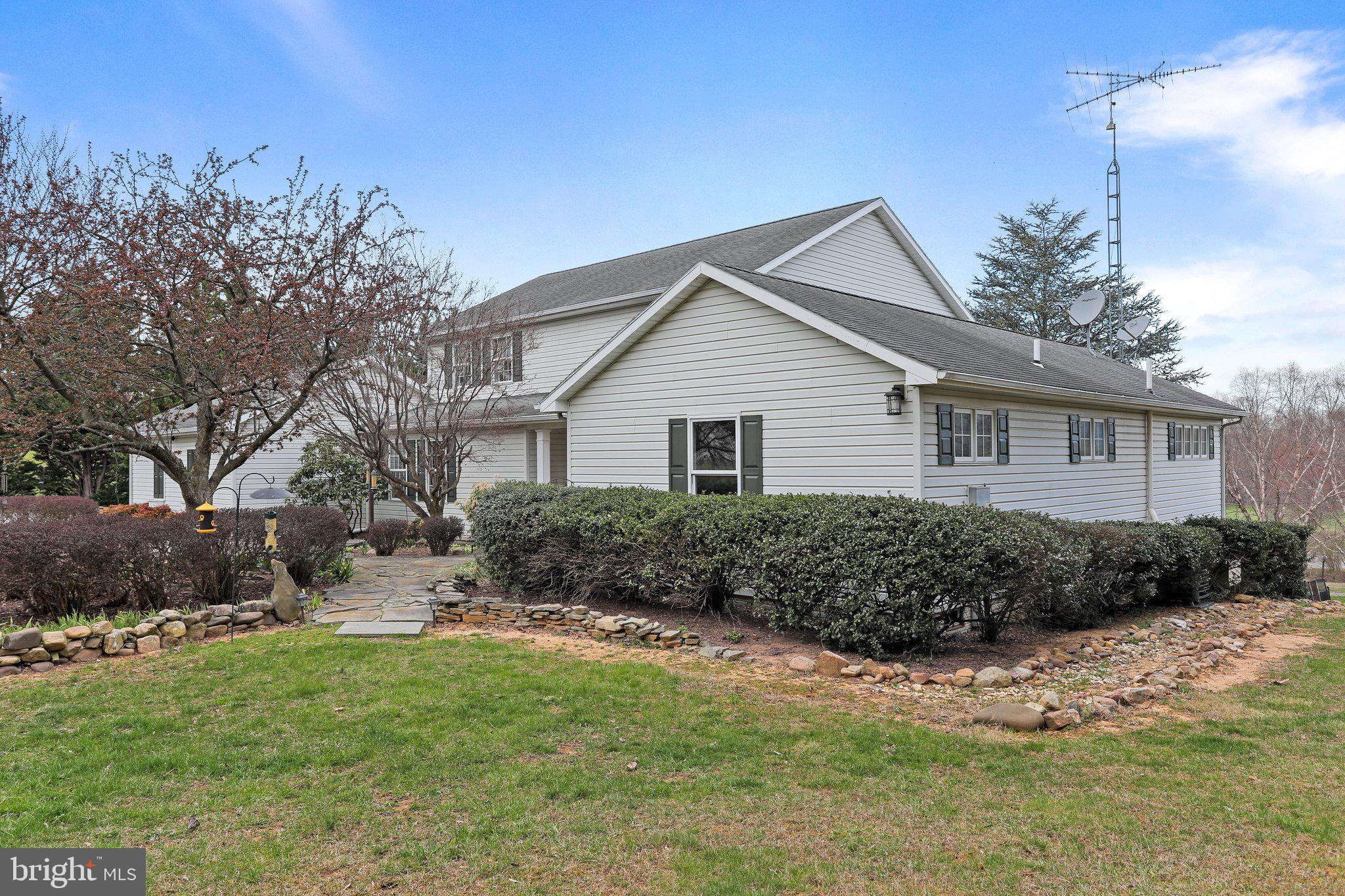 ORCHARD ON THE POTOMAC - Residential