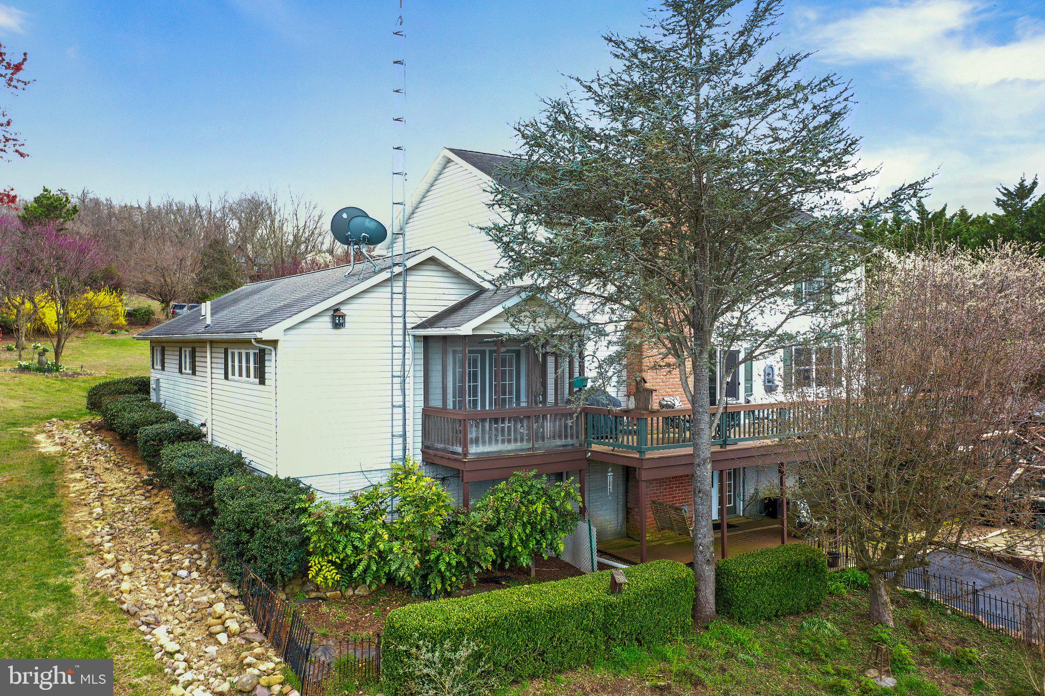 ORCHARD ON THE POTOMAC - Residential