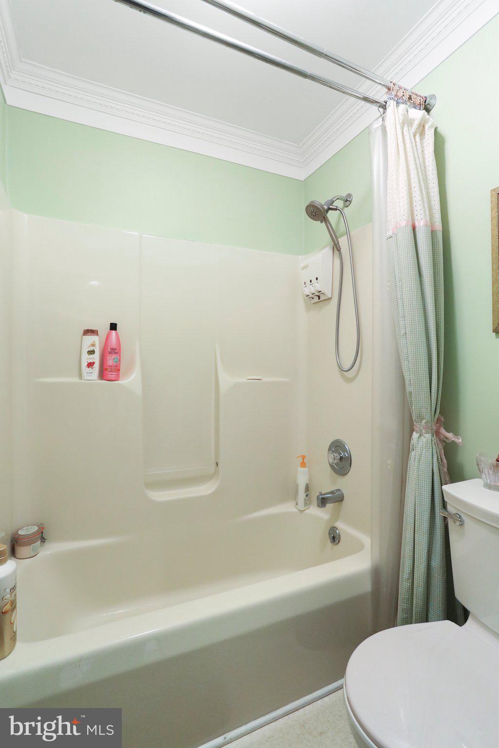 ORCHARD ON THE POTOMAC - Residential