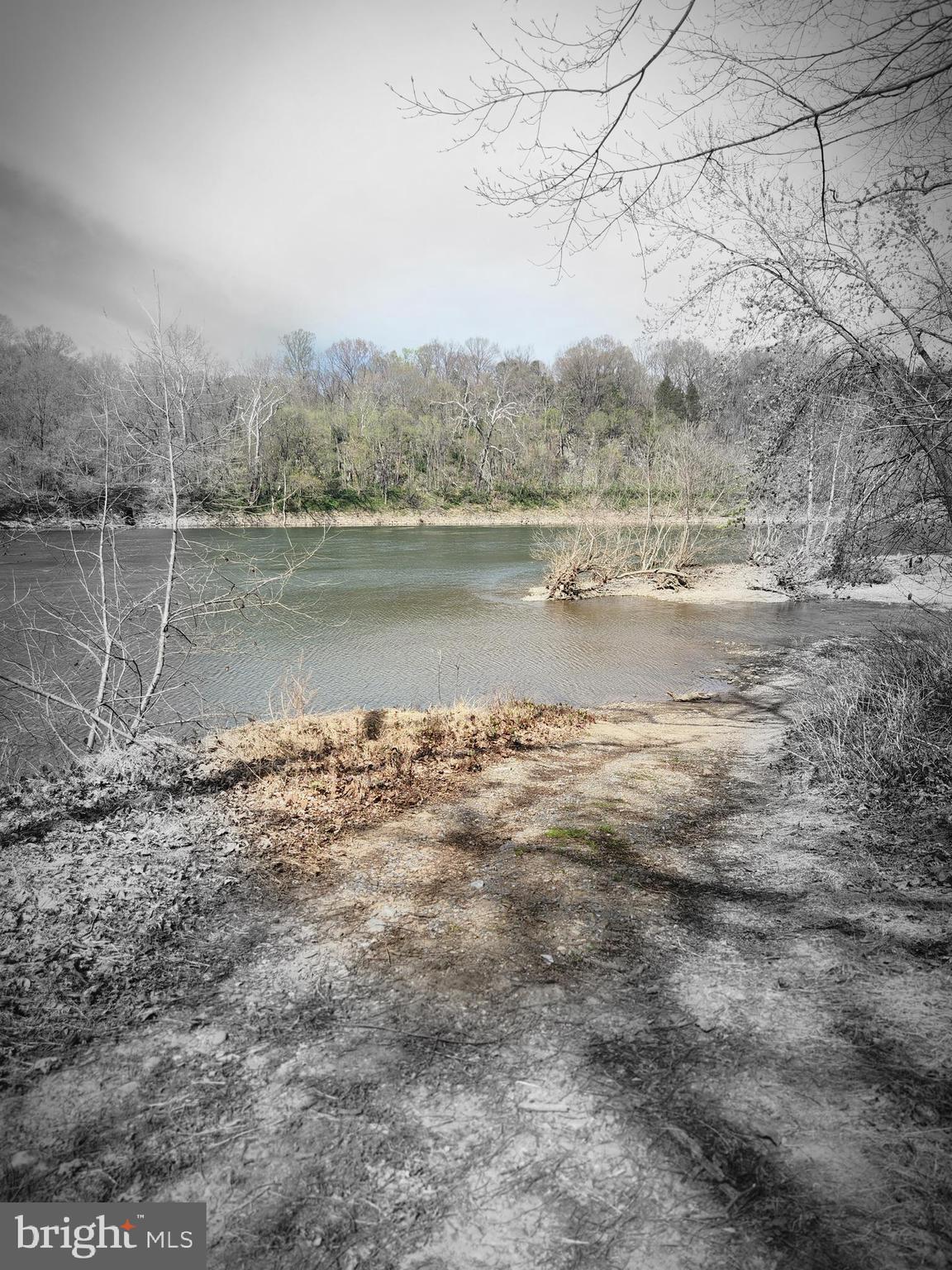 ORCHARD ON THE POTOMAC - Residential