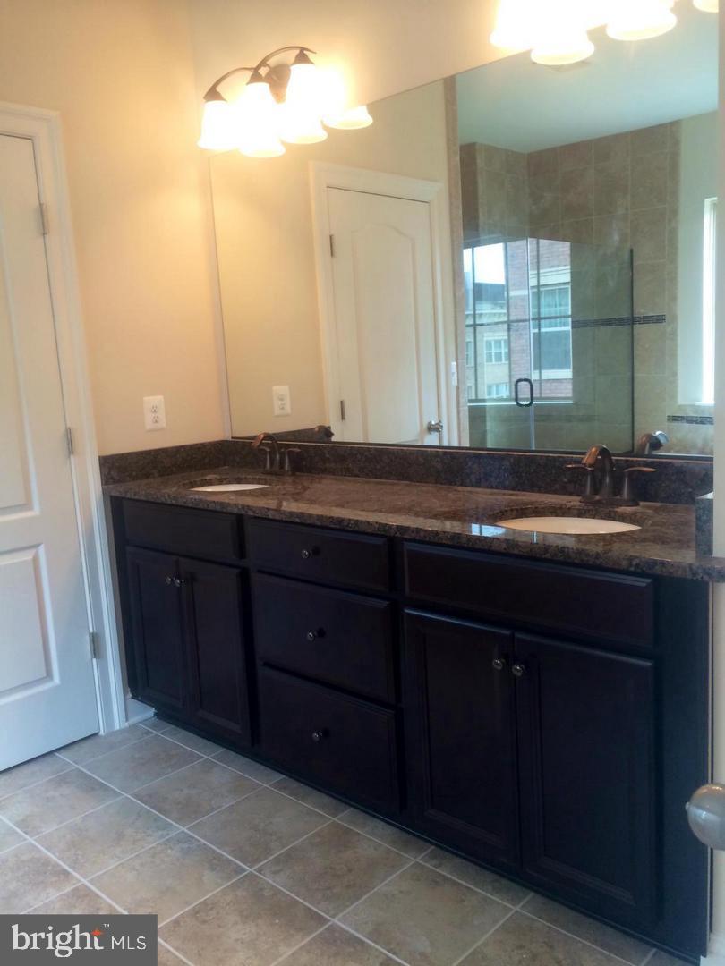 NATIONAL HARBOR - Residential