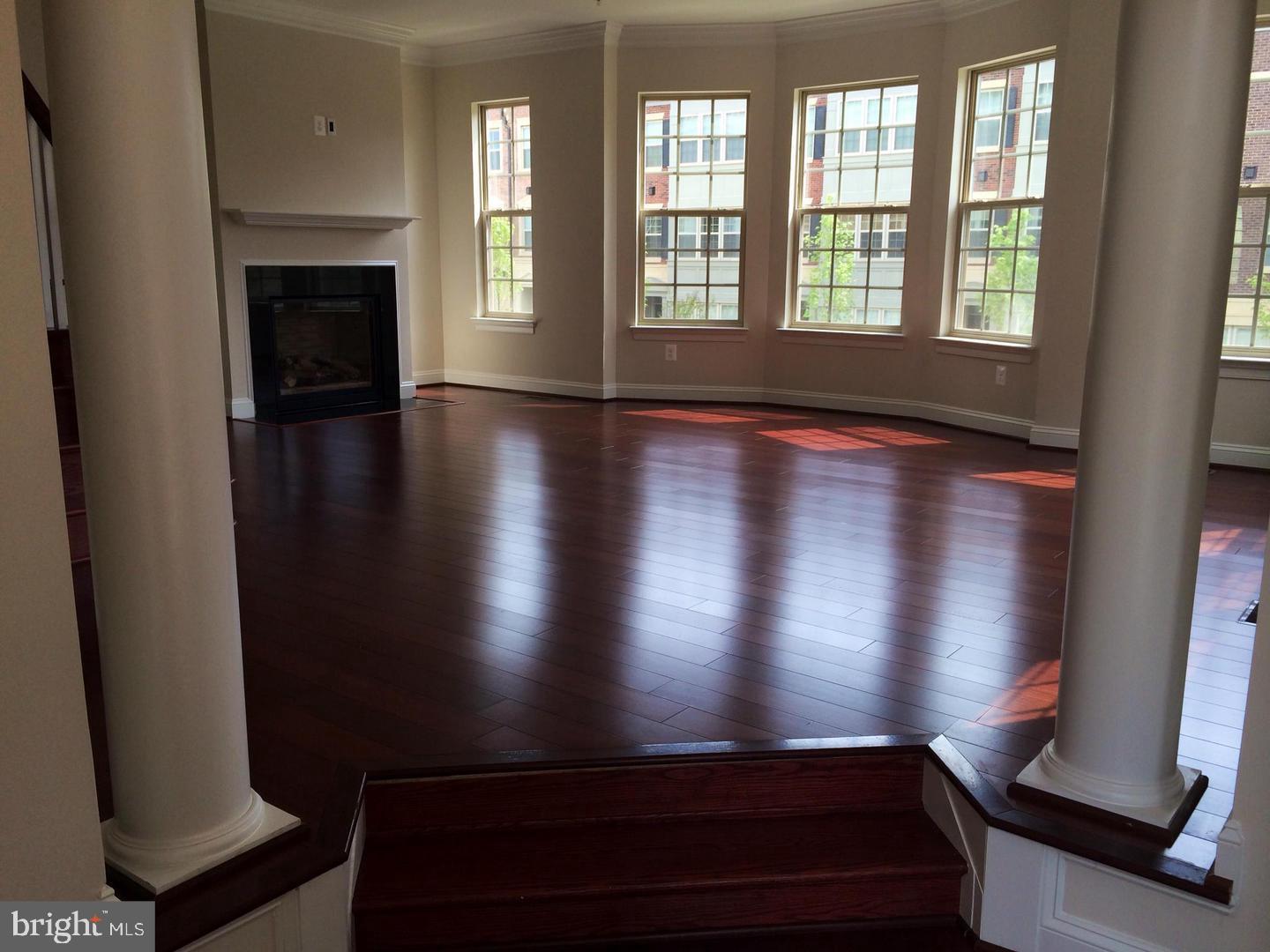 NATIONAL HARBOR - Residential