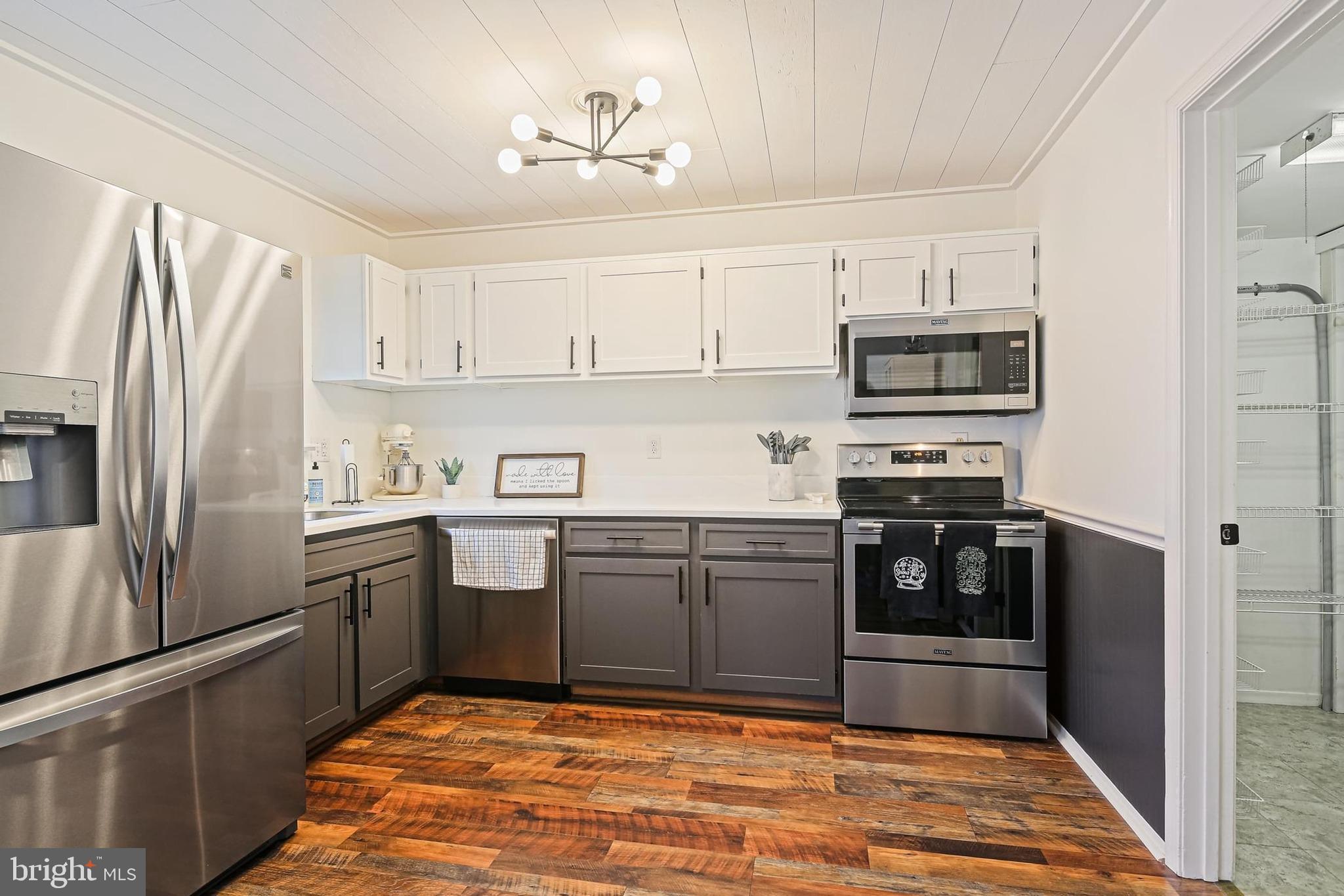 THE GREENS OF WESTMINSTER - Residential