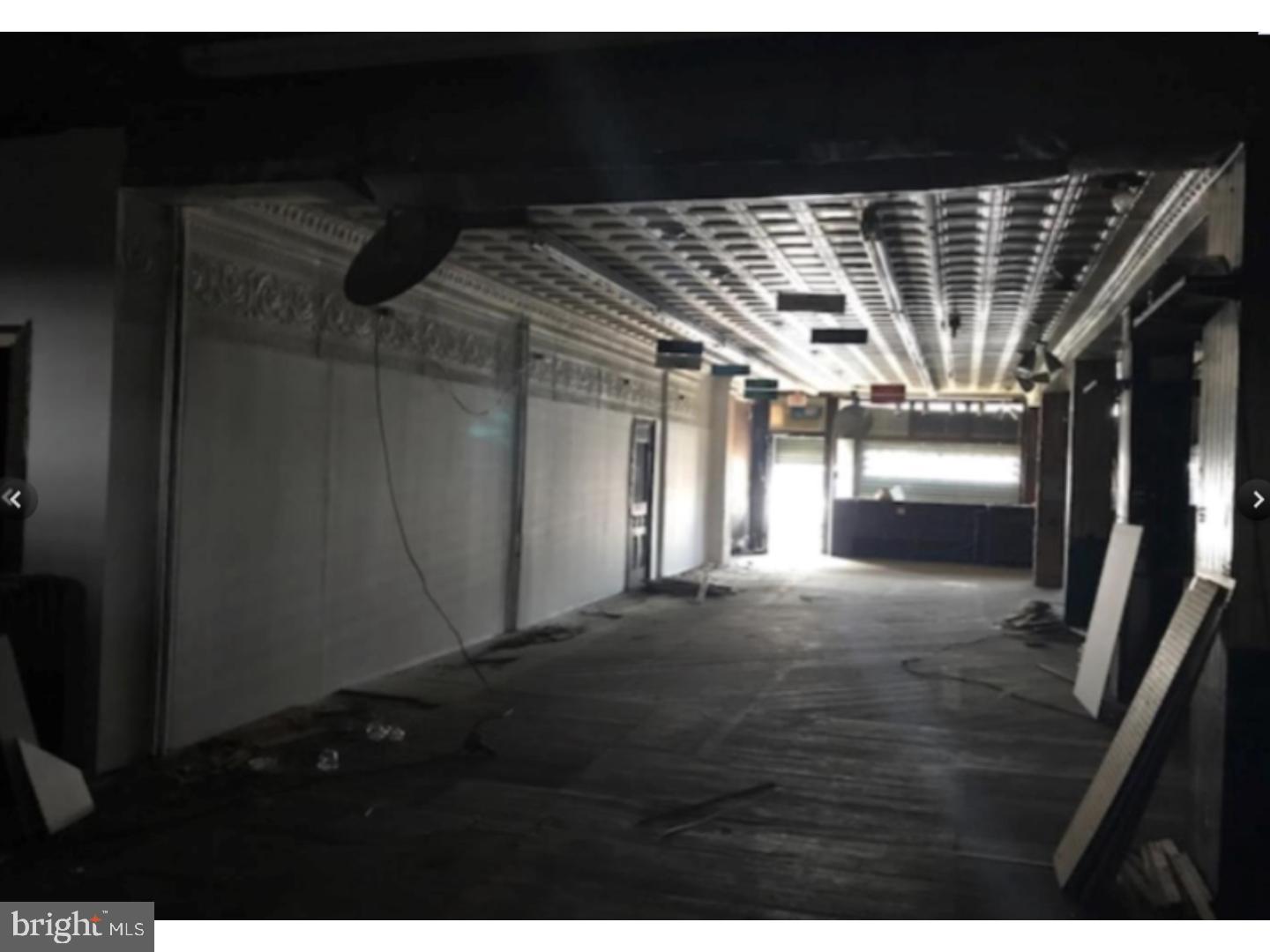 OLNEY - Commercial Sale