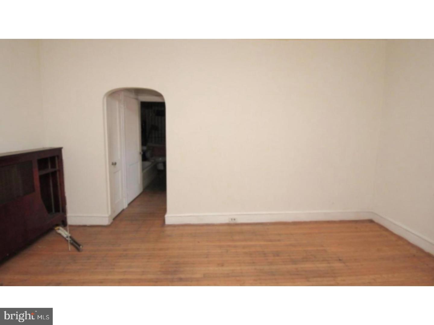 OLNEY - Commercial Sale