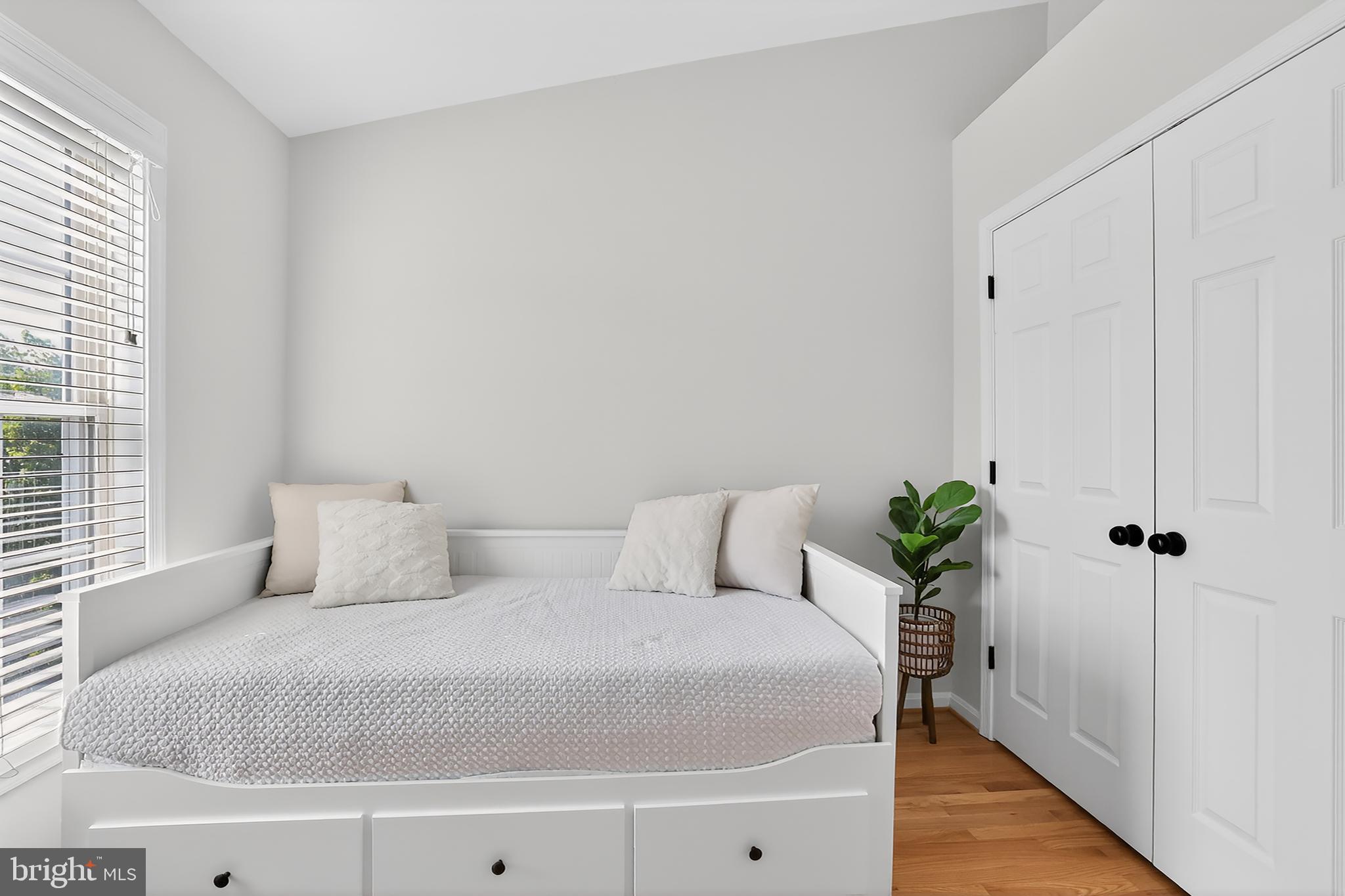 MONTJOY - Residential