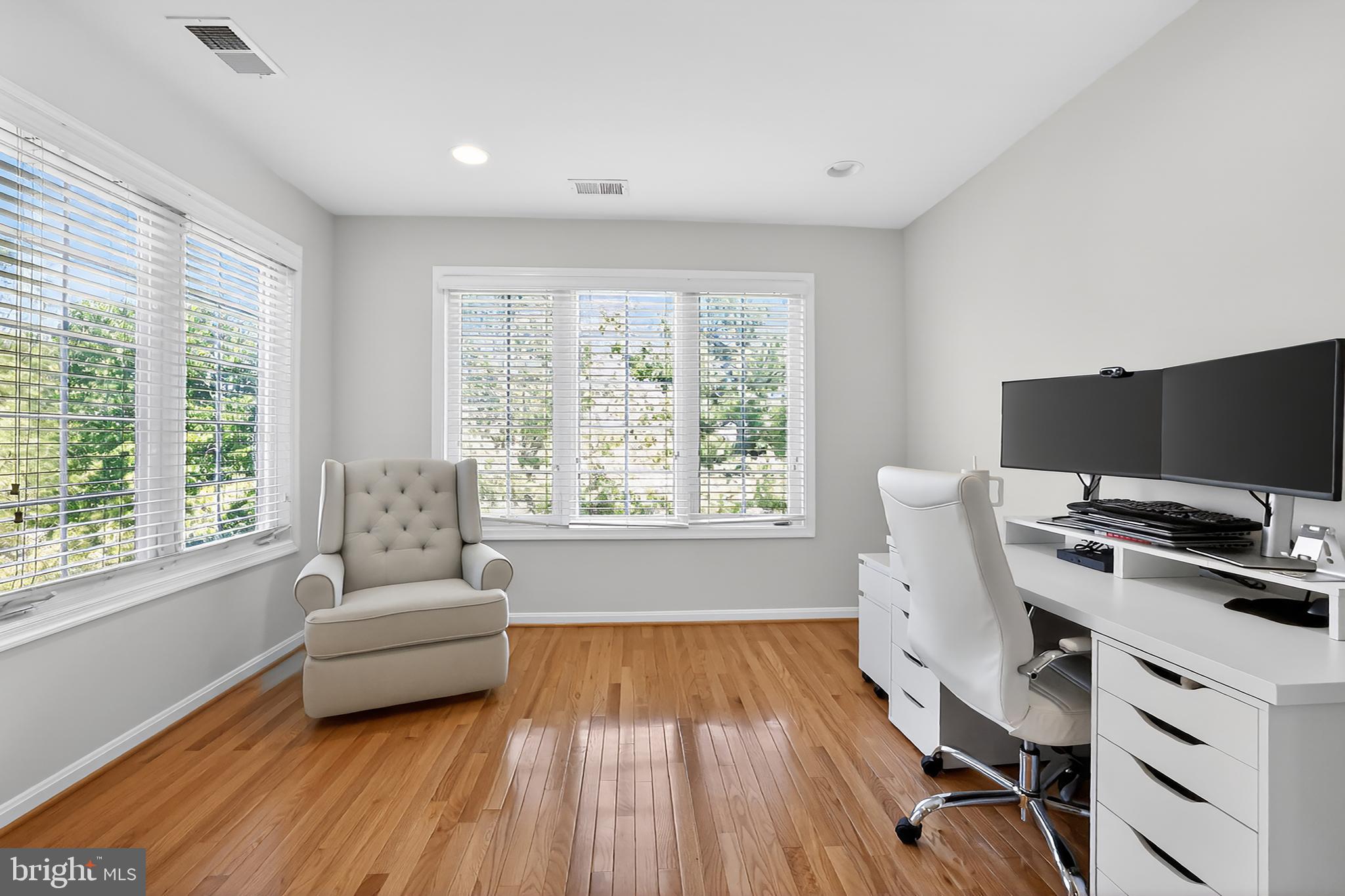 MONTJOY - Residential