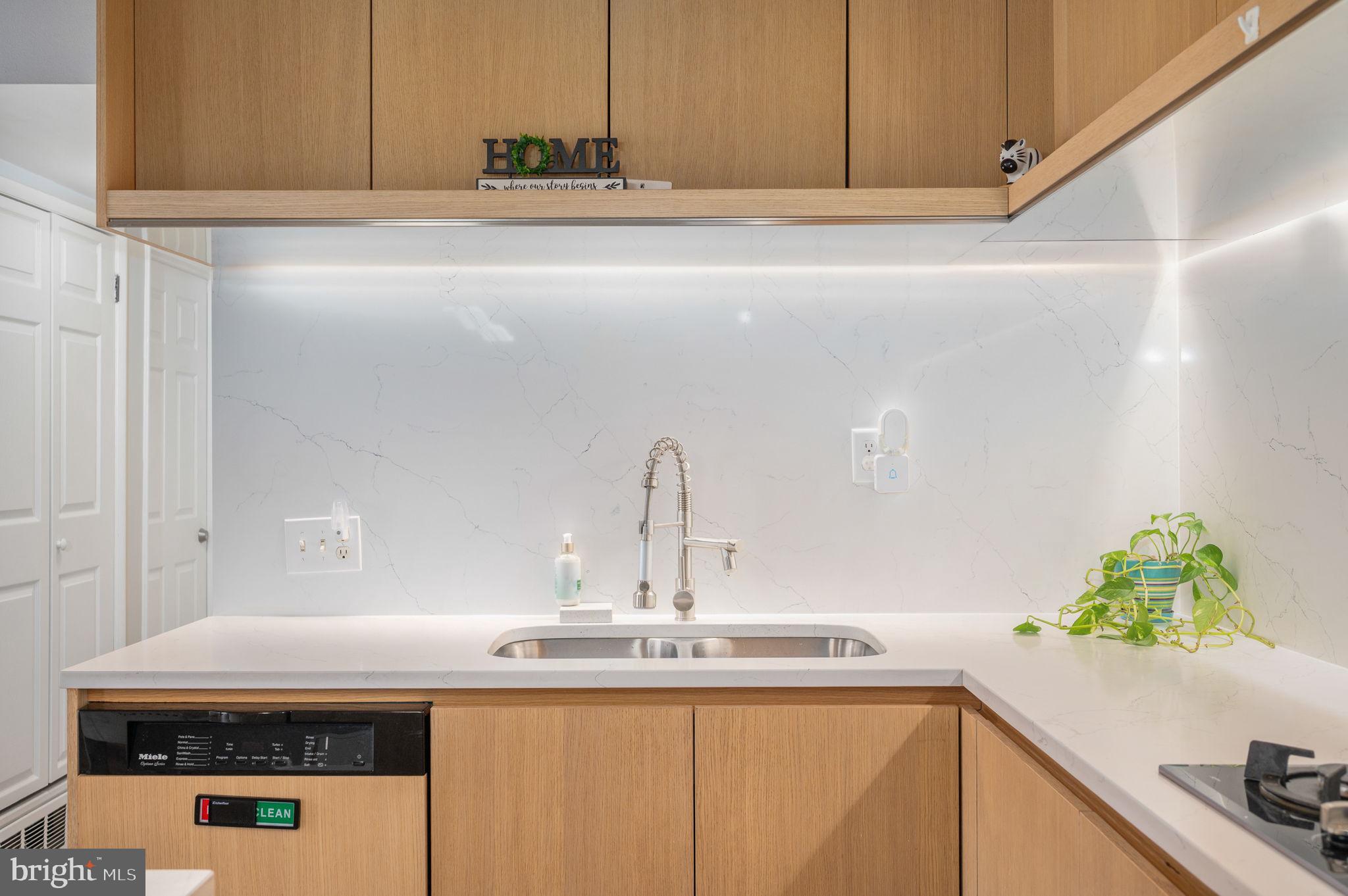 HERITAGE WOODS NORTH - Residential