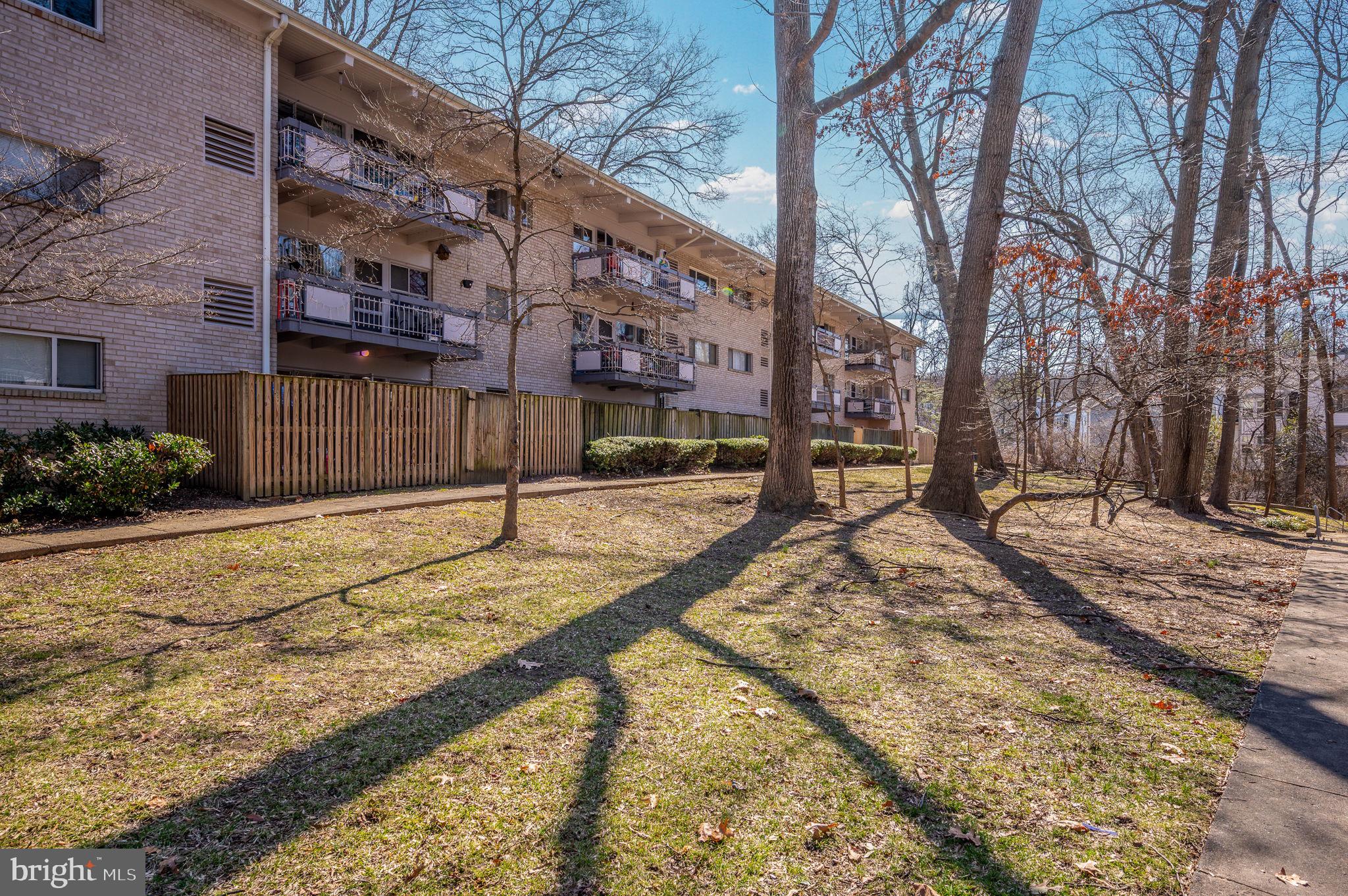 HERITAGE WOODS NORTH - Residential