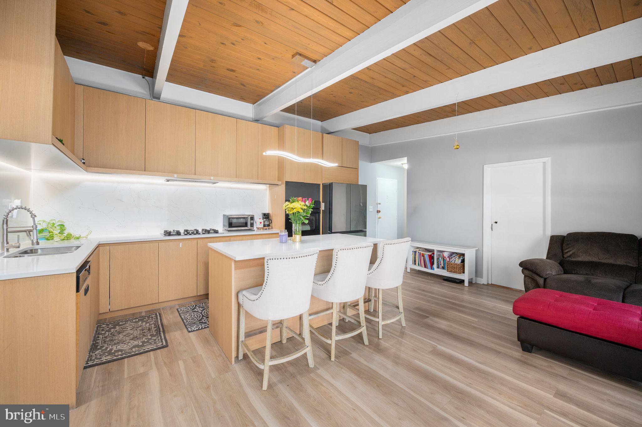 HERITAGE WOODS NORTH - Residential