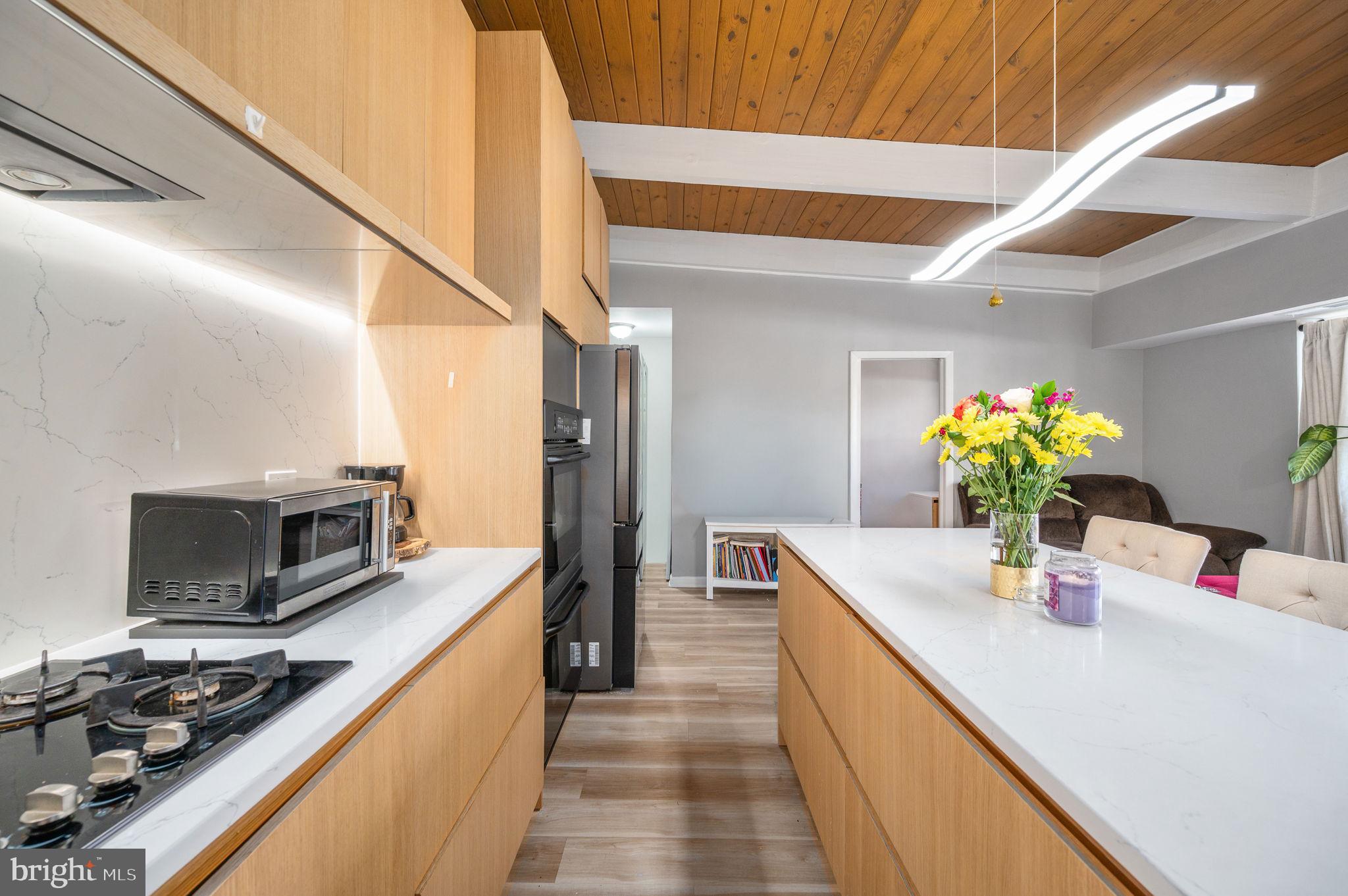 HERITAGE WOODS NORTH - Residential