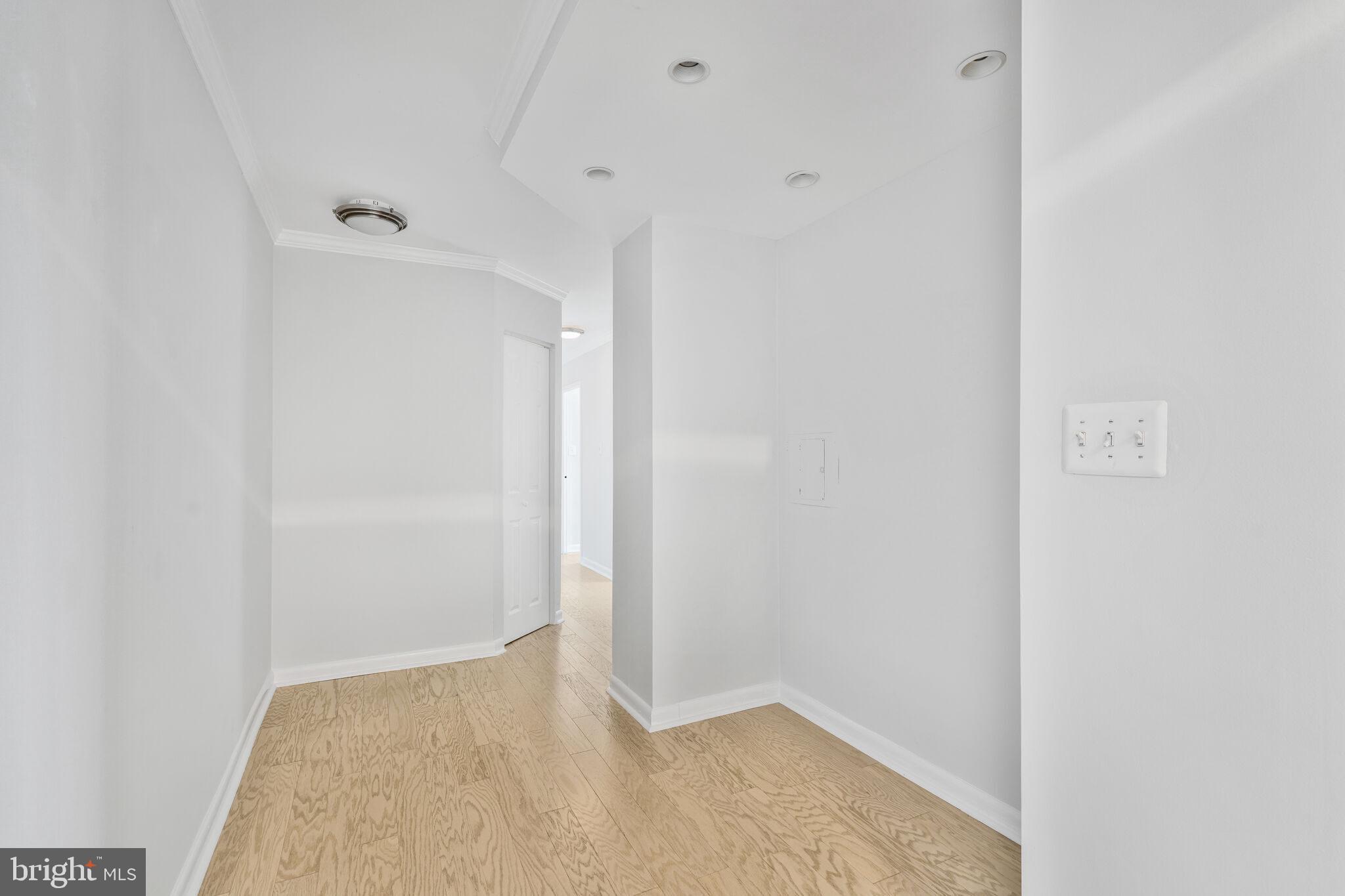 MARINA TOWERS - Residential Lease