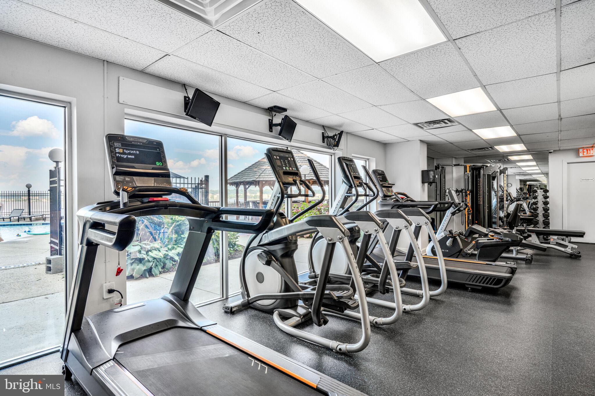 MARINA TOWERS - Residential Lease