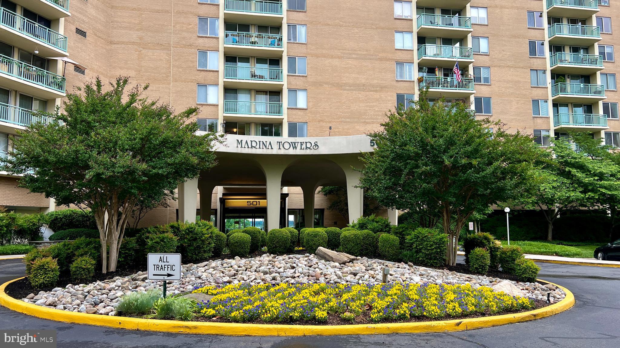 MARINA TOWERS - Residential Lease