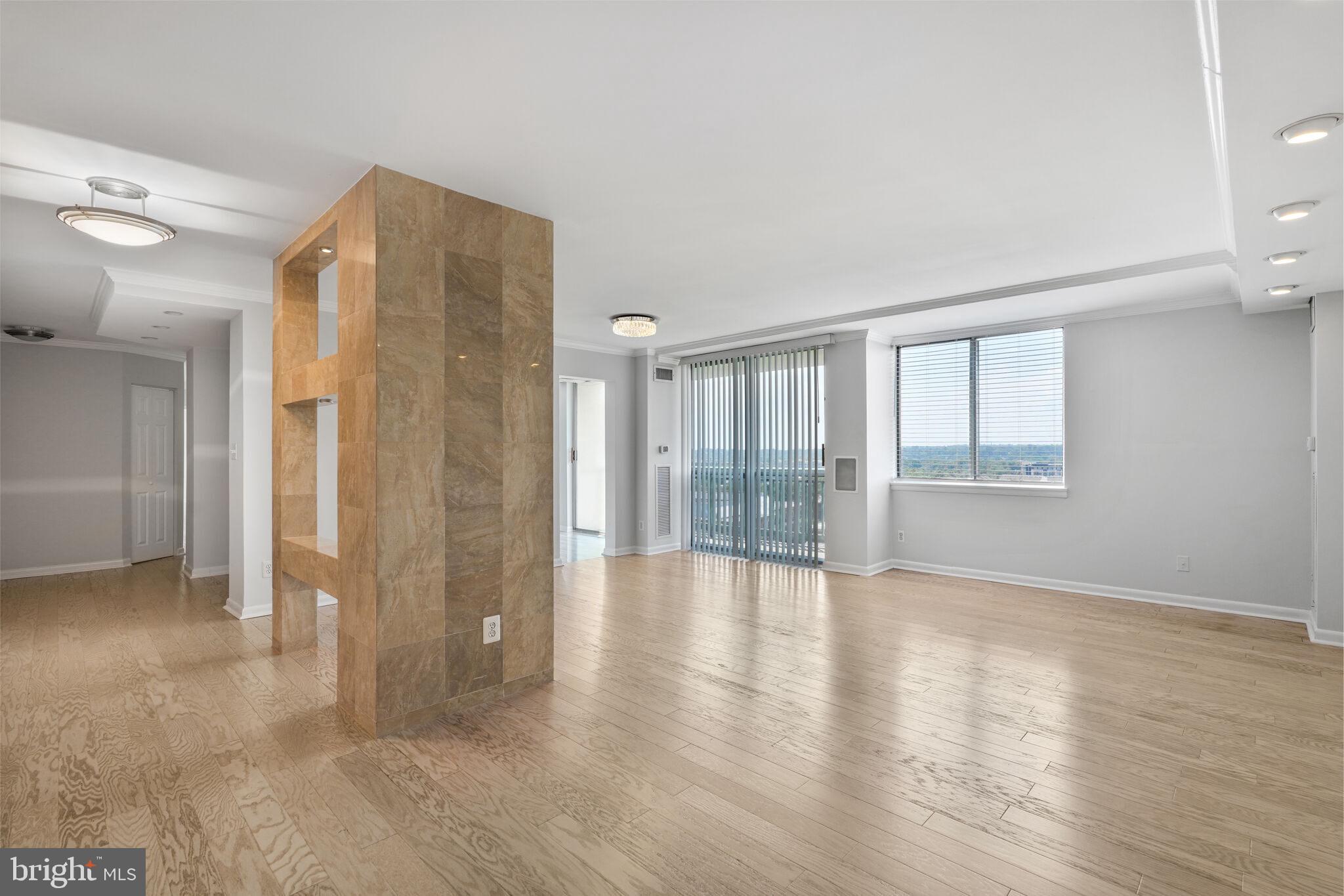 MARINA TOWERS - Residential Lease