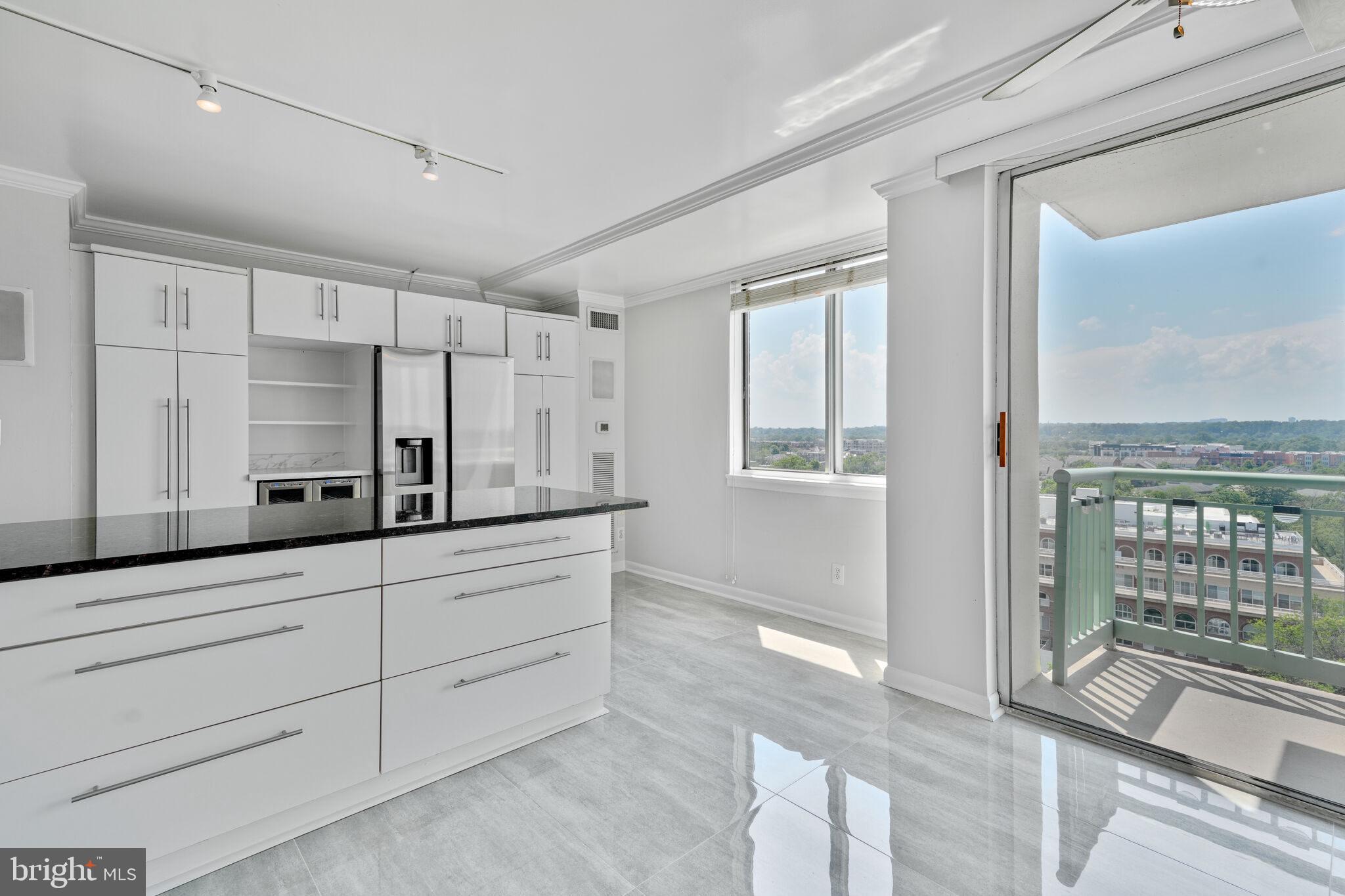 MARINA TOWERS - Residential Lease