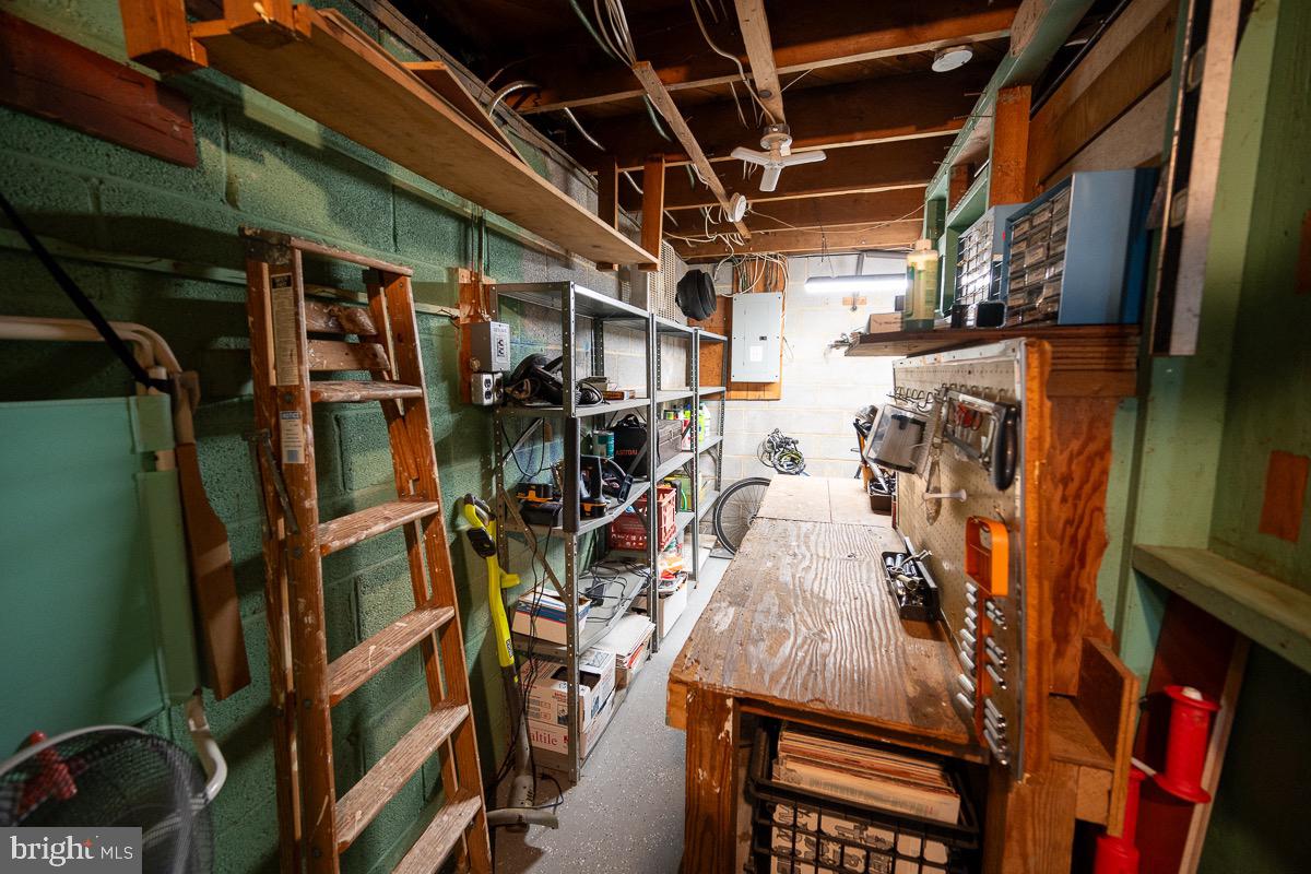 SLEEPY HOLLOW WOODS - Residential