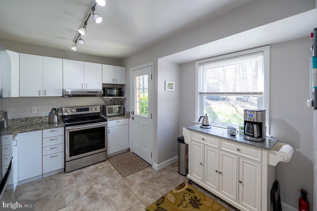 SLEEPY HOLLOW WOODS - Residential