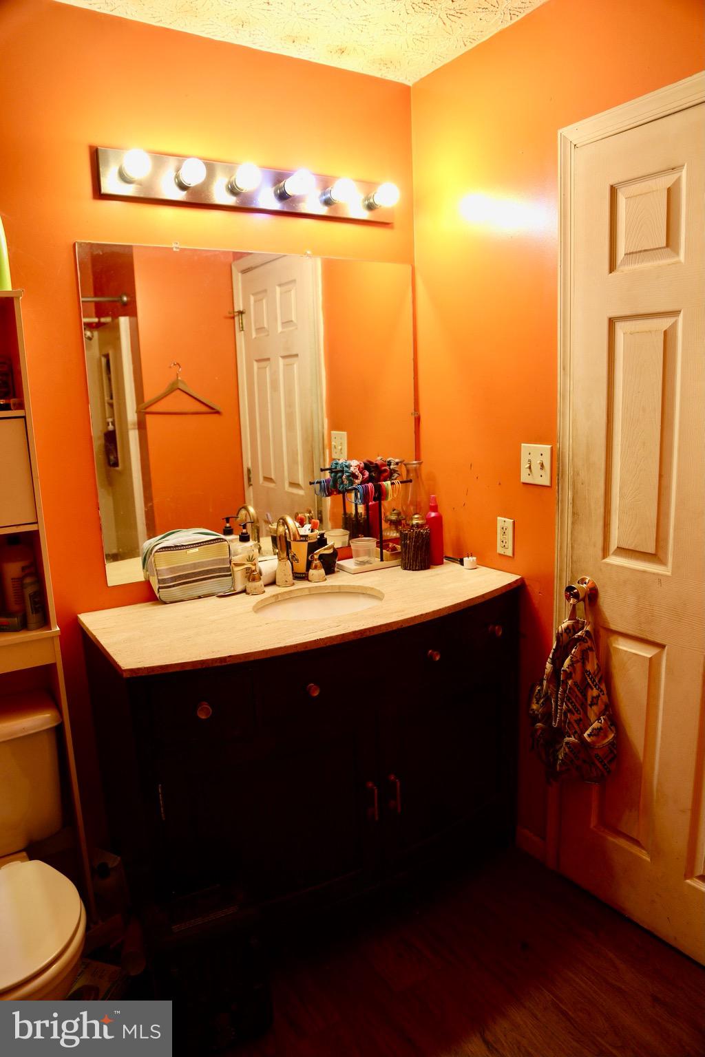 WARDEN ACRES - Residential