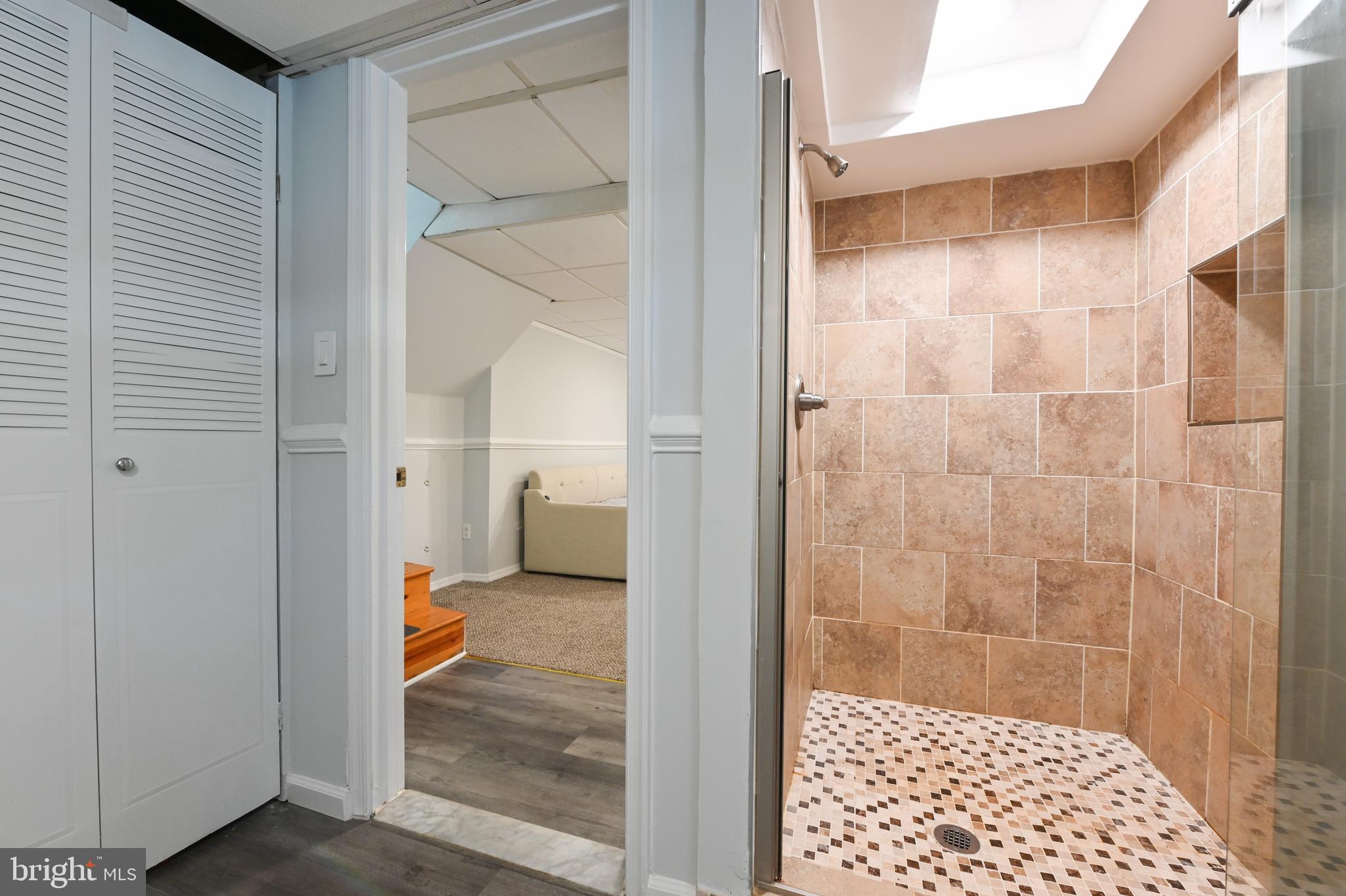 PINE GROVE HOMES - Residential